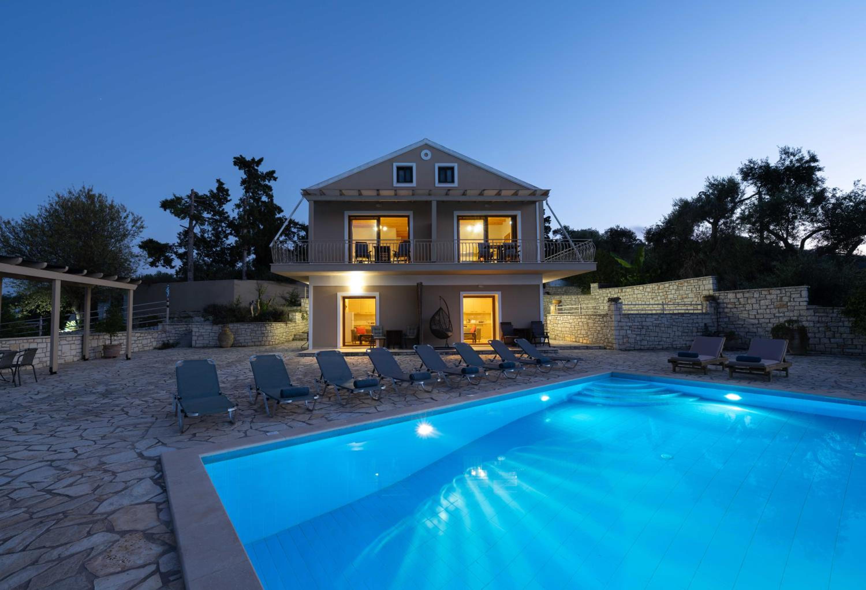 Pangolas Apartments Paxos