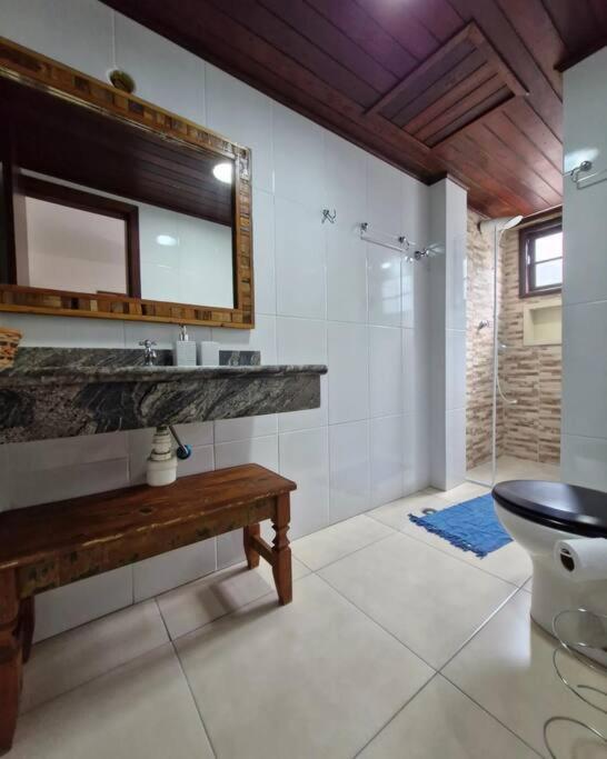 Apto 06 SUN HOUSE em Maresias à 100mts da praia