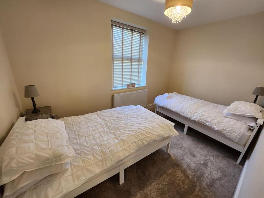 2 Victoria Place - Luddendenfoot view 3
