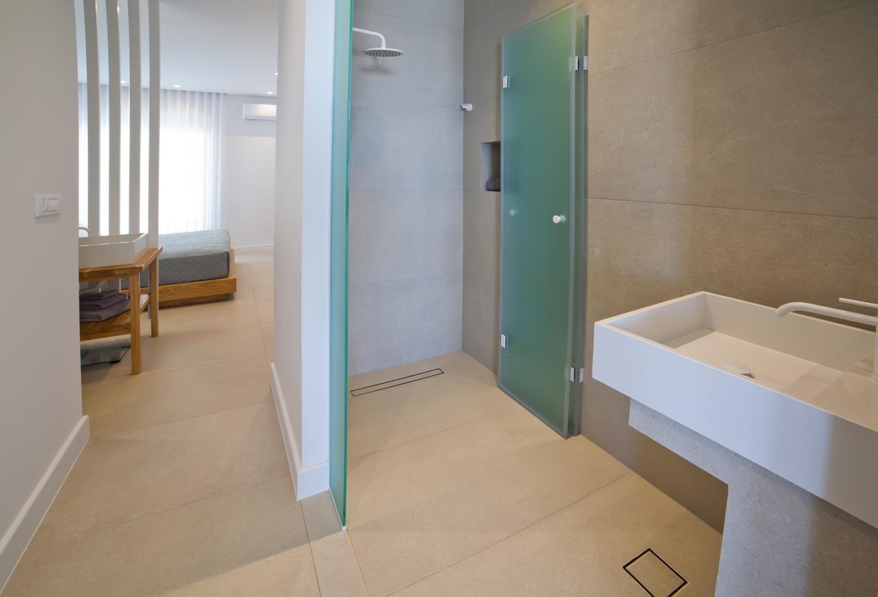 Almyra Seaside Luxury Suites photo 2