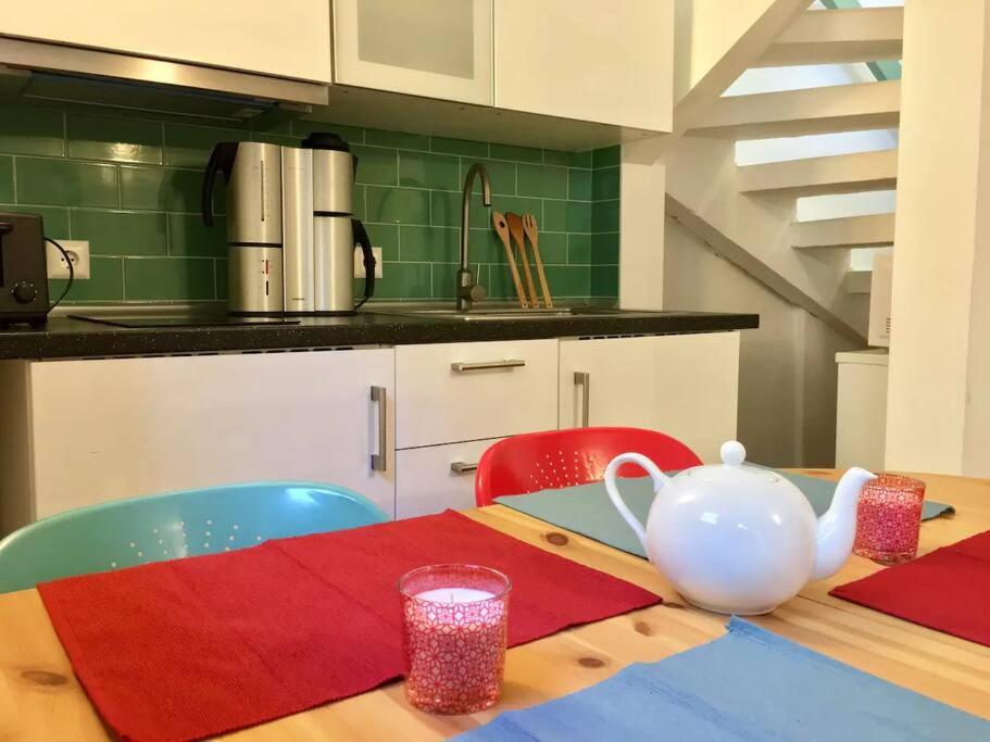 Ferienhaus am Wasser - citynah