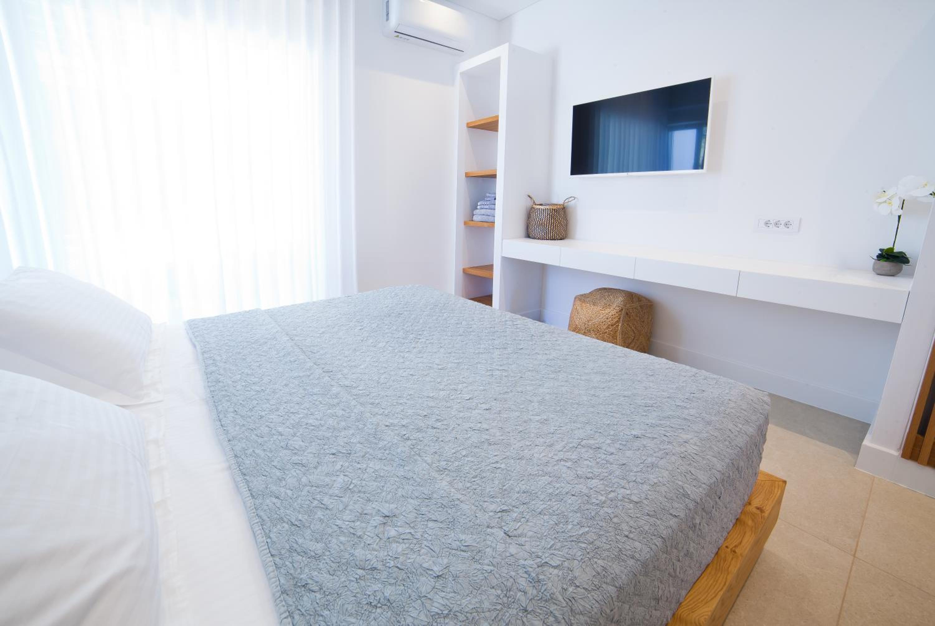 Almyra Seaside Luxury Suites