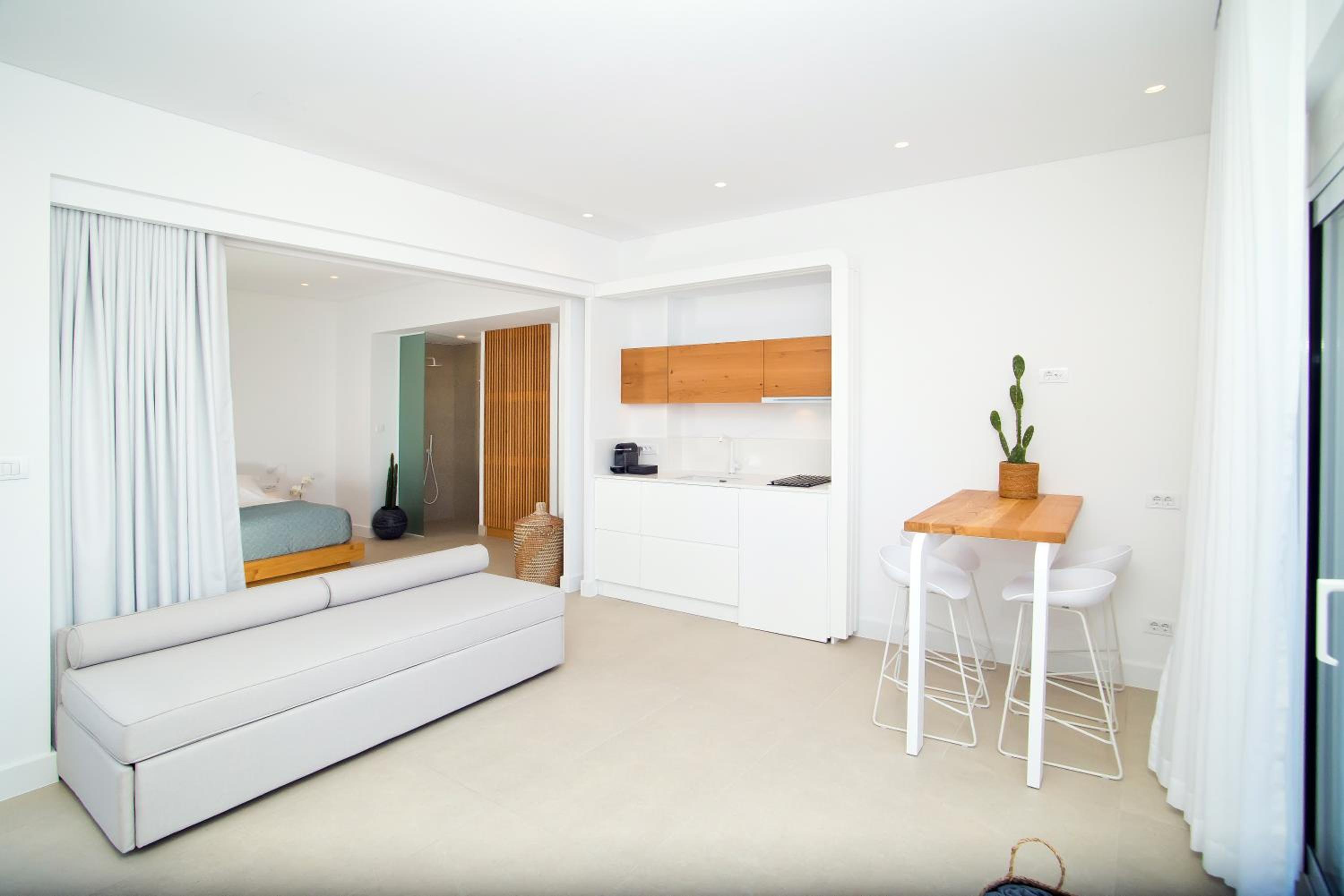 Almyra Seaside Luxury Suites