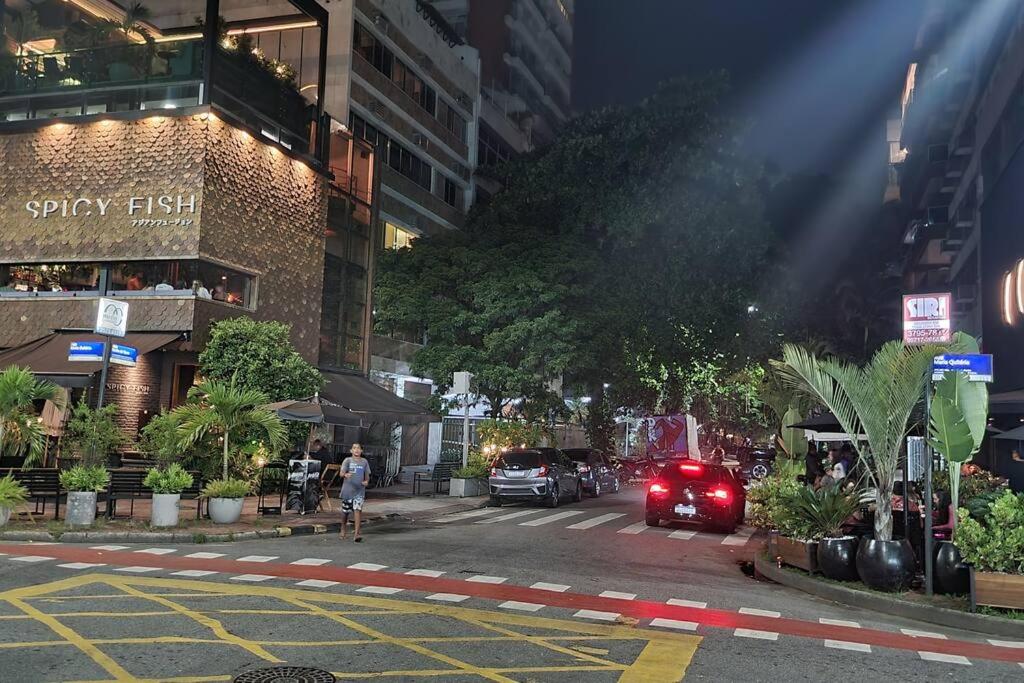 Apartamento 3 quartos no Quadrilátero de Charme em Ipanema