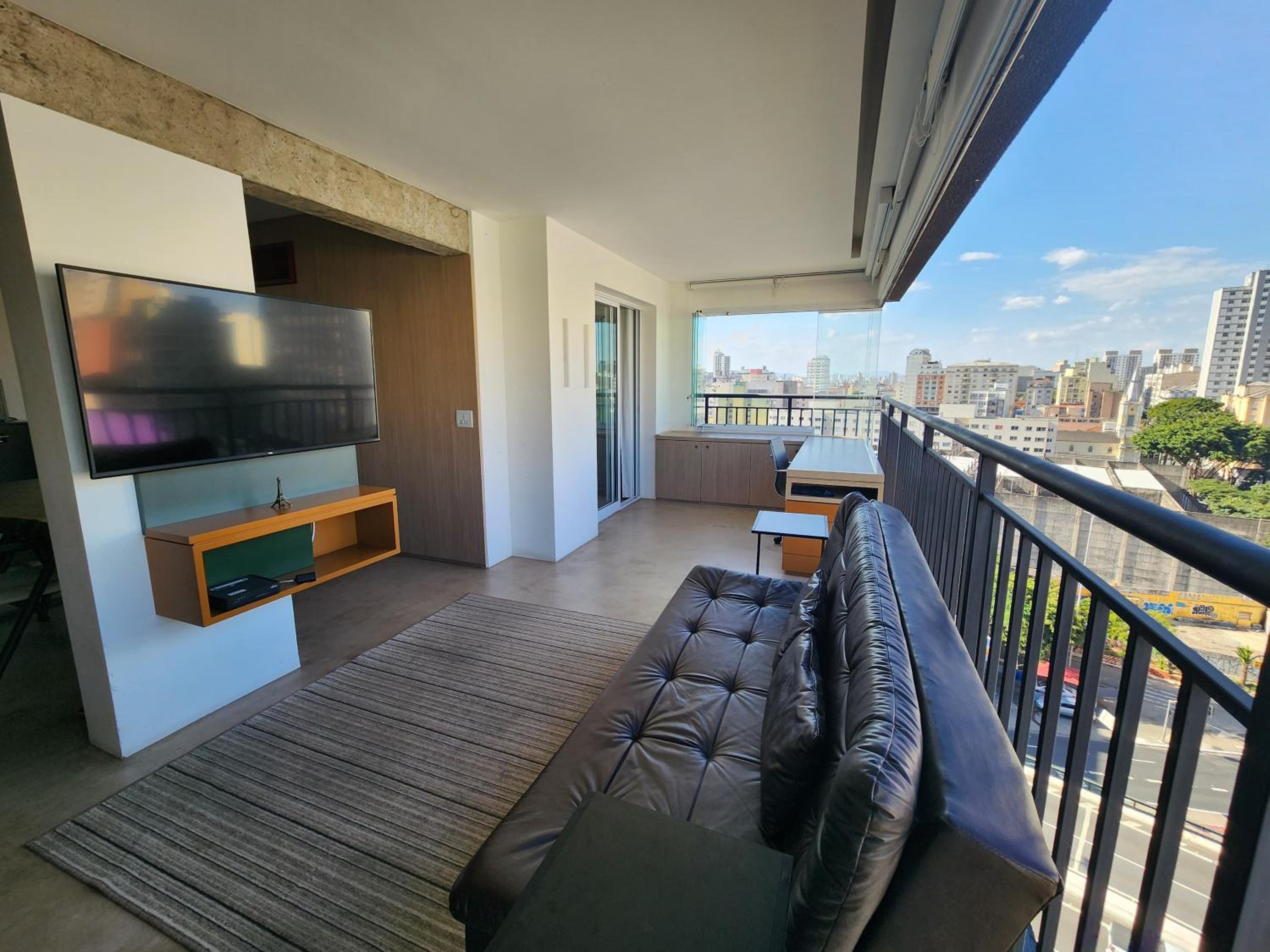 FLAT GRANDE EM CONDOMINIO DE LUXO - CENTRO DE SÃO PAULO