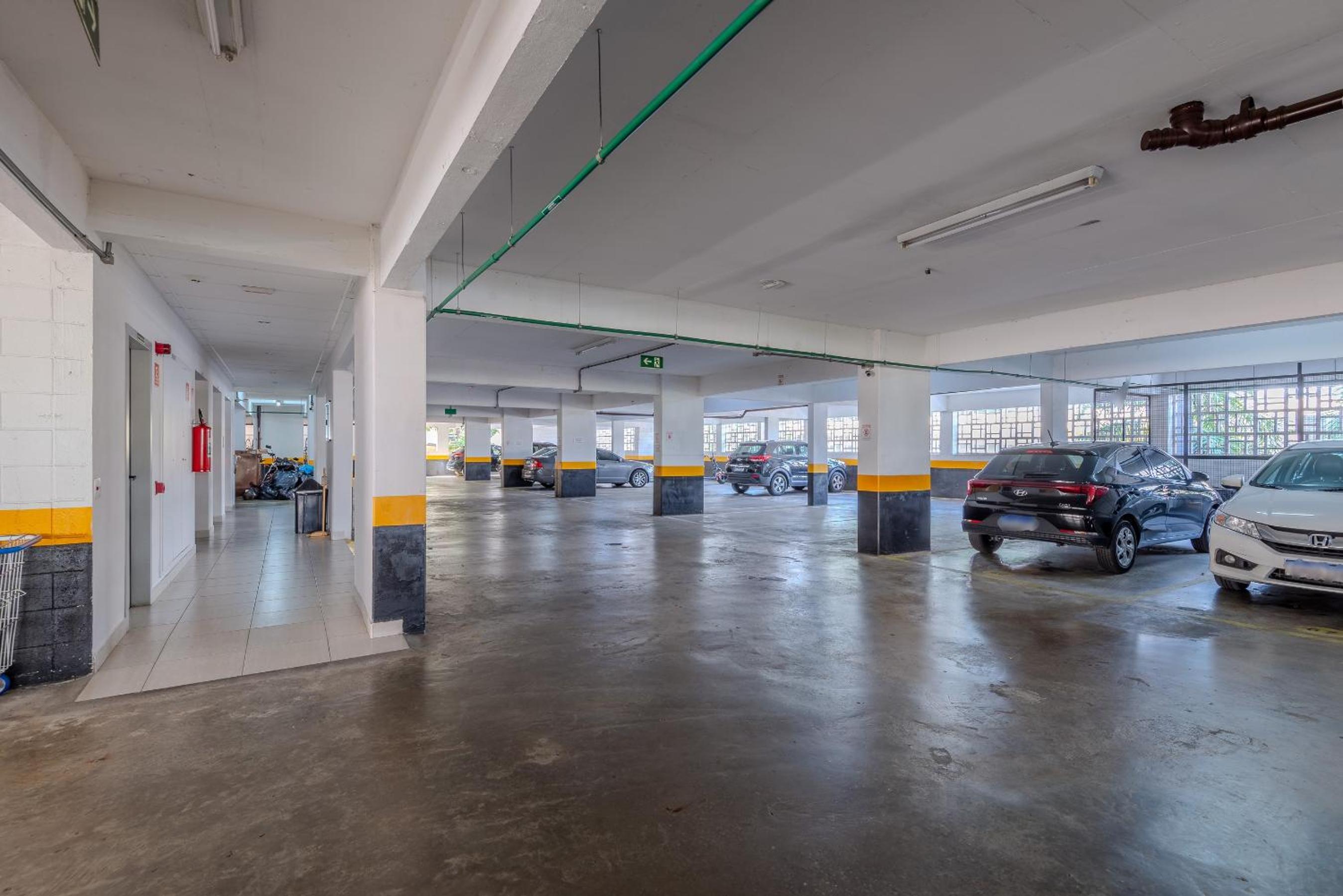 FLAT GRANDE EM CONDOMINIO DE LUXO - CENTRO DE SÃO PAULO