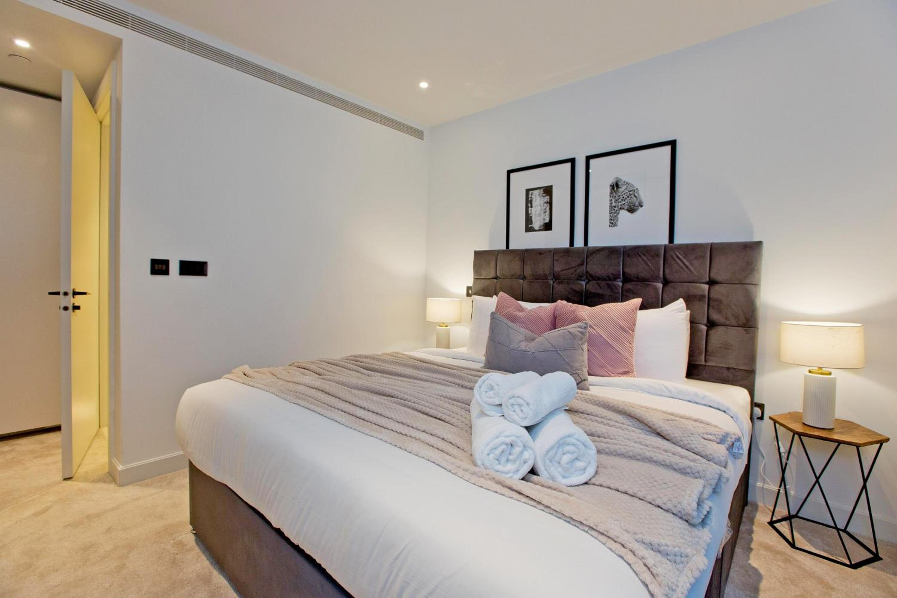 Fabulous Westfield 2 bed