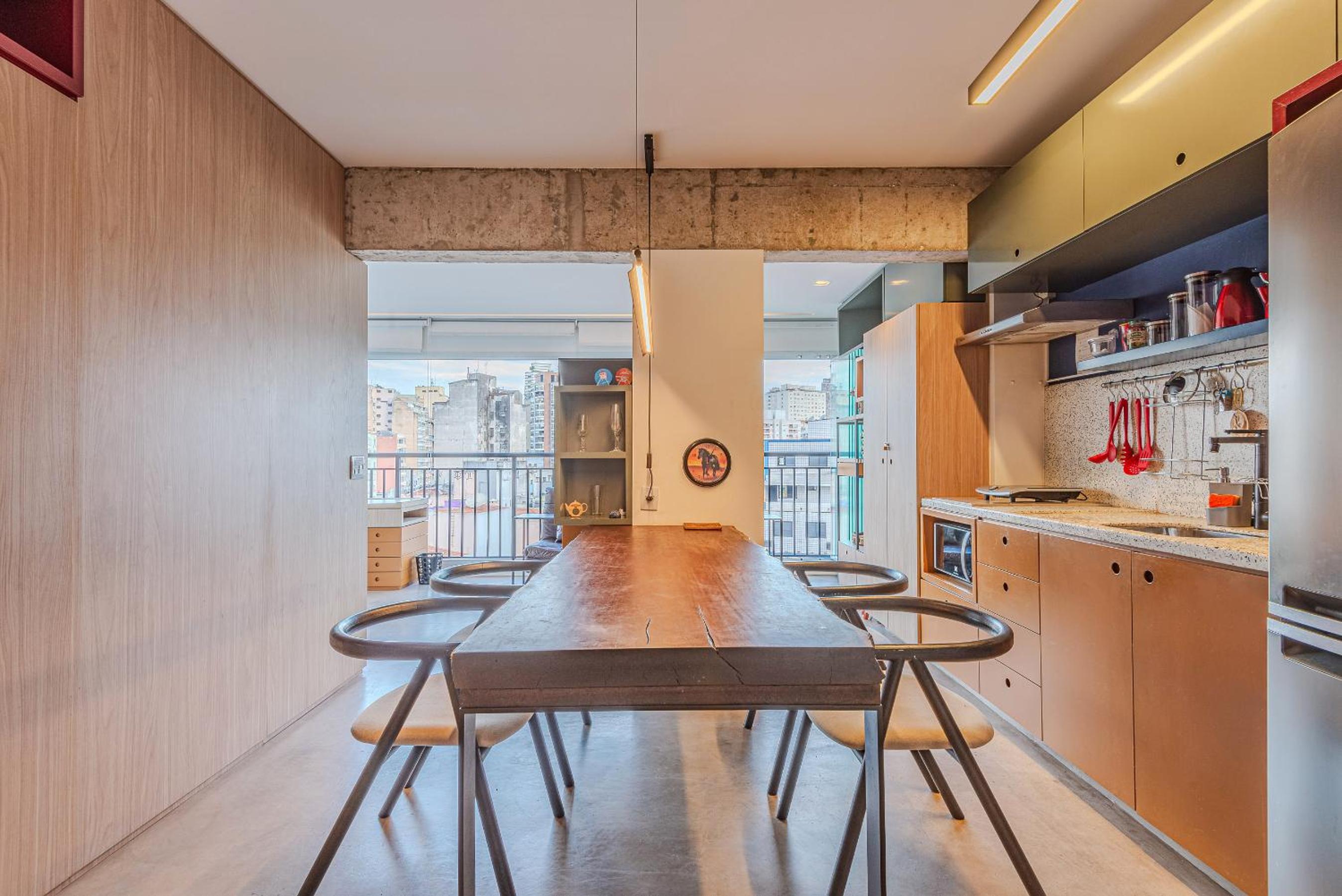 FLAT GRANDE EM CONDOMINIO DE LUXO - CENTRO DE SÃO PAULO