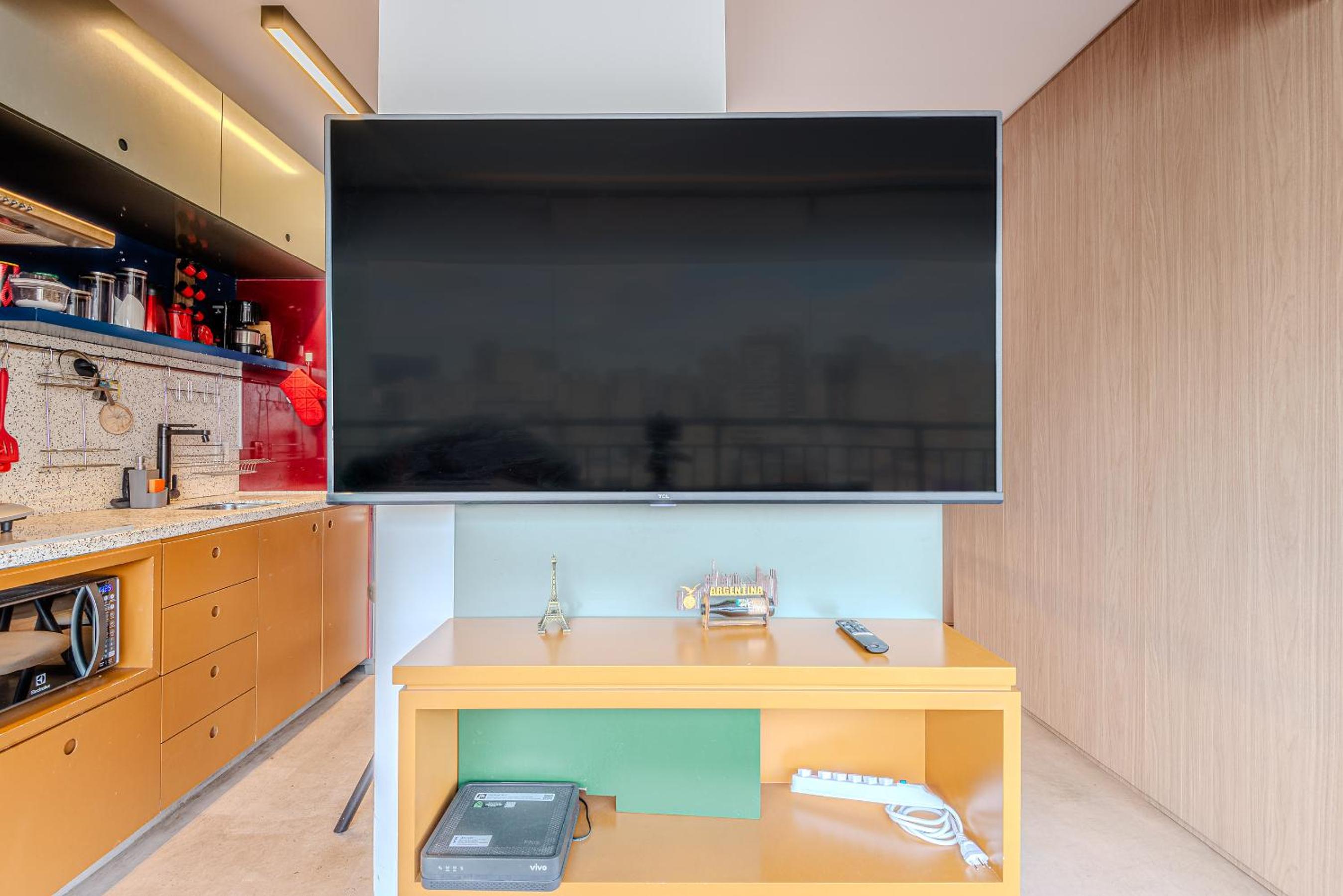 FLAT GRANDE EM CONDOMINIO DE LUXO - CENTRO DE SÃO PAULO