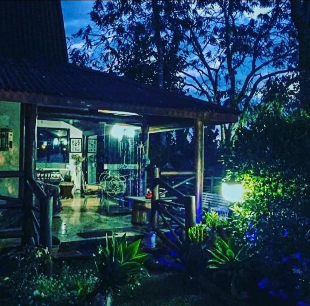 Casa na Floresta em Campos do Jordao