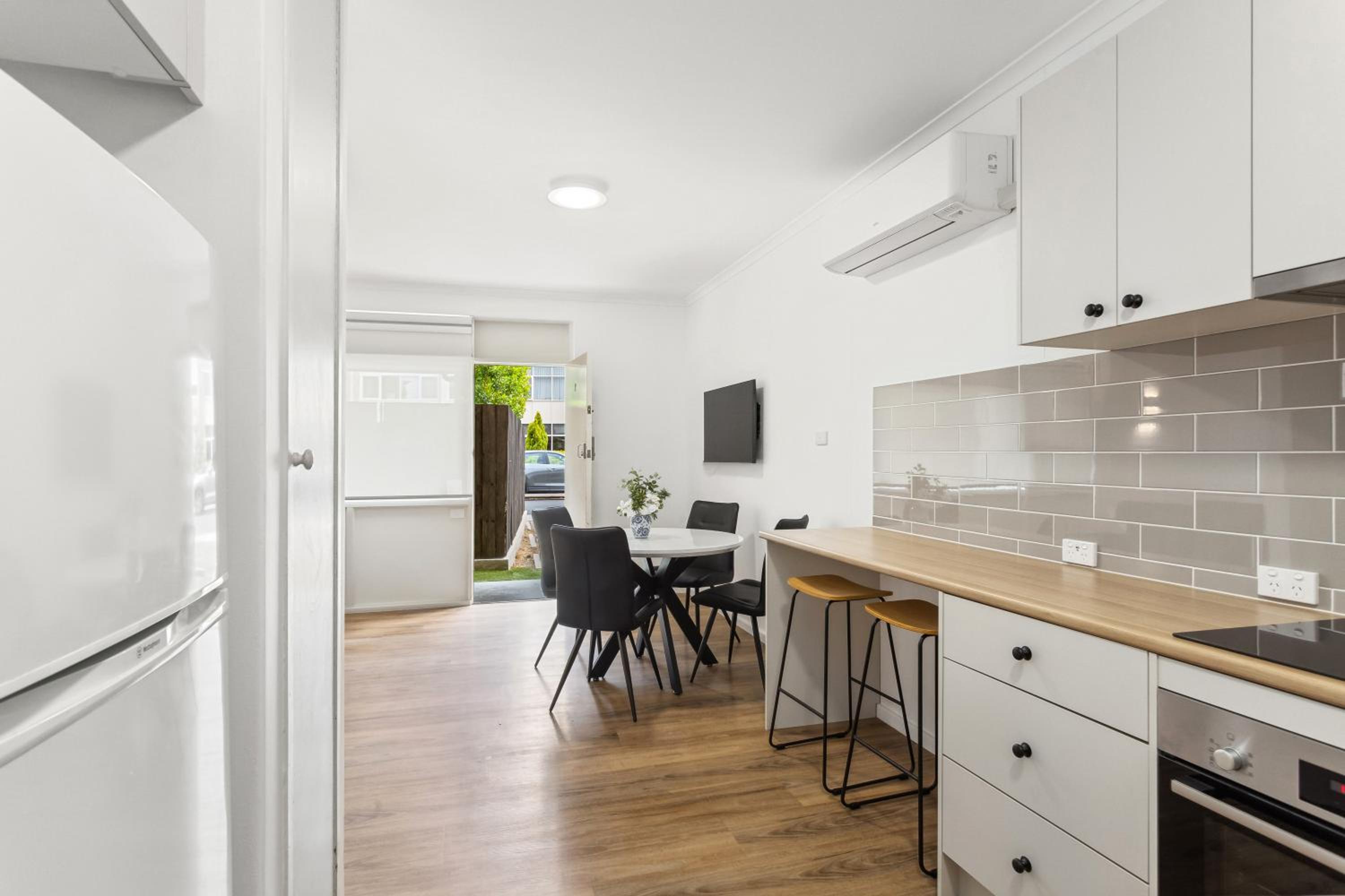 Photo 34