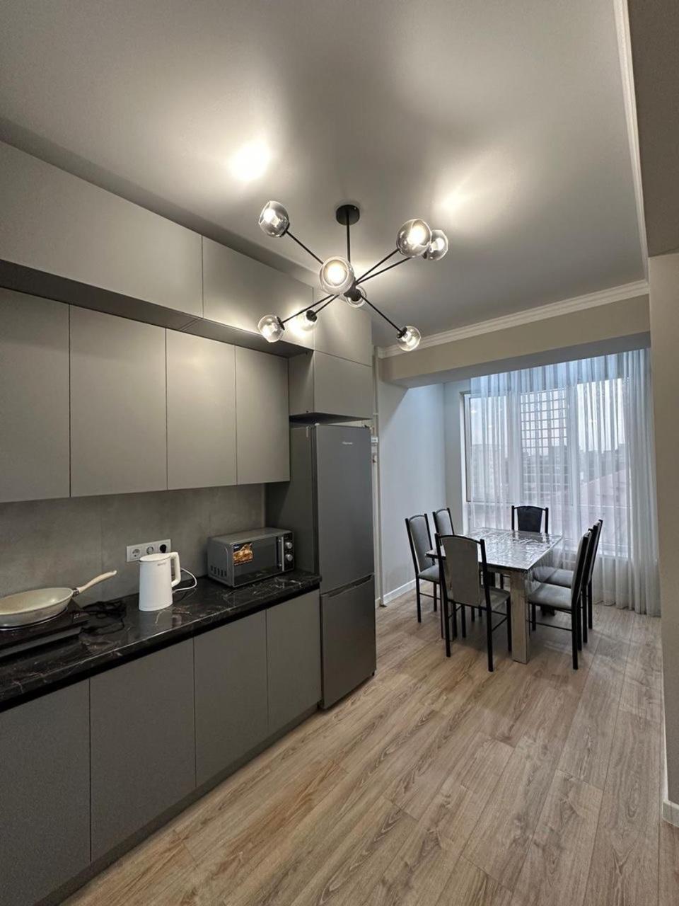 2-room Ak-Maral apart. near the International University of Kyrgyzstan view 3