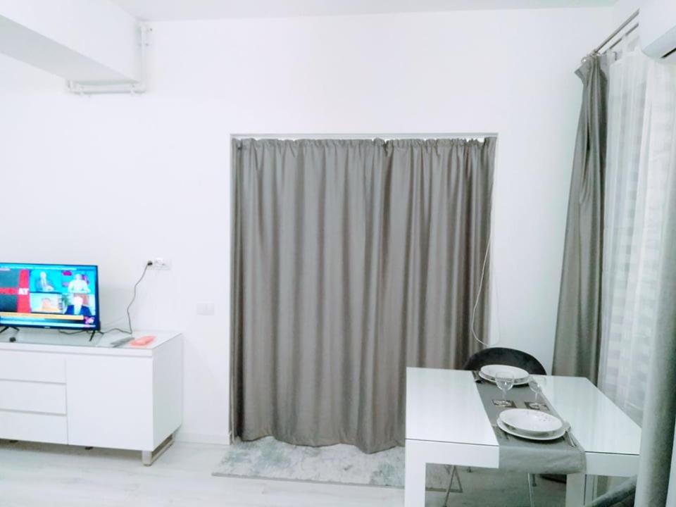 Studio Far-Primavera