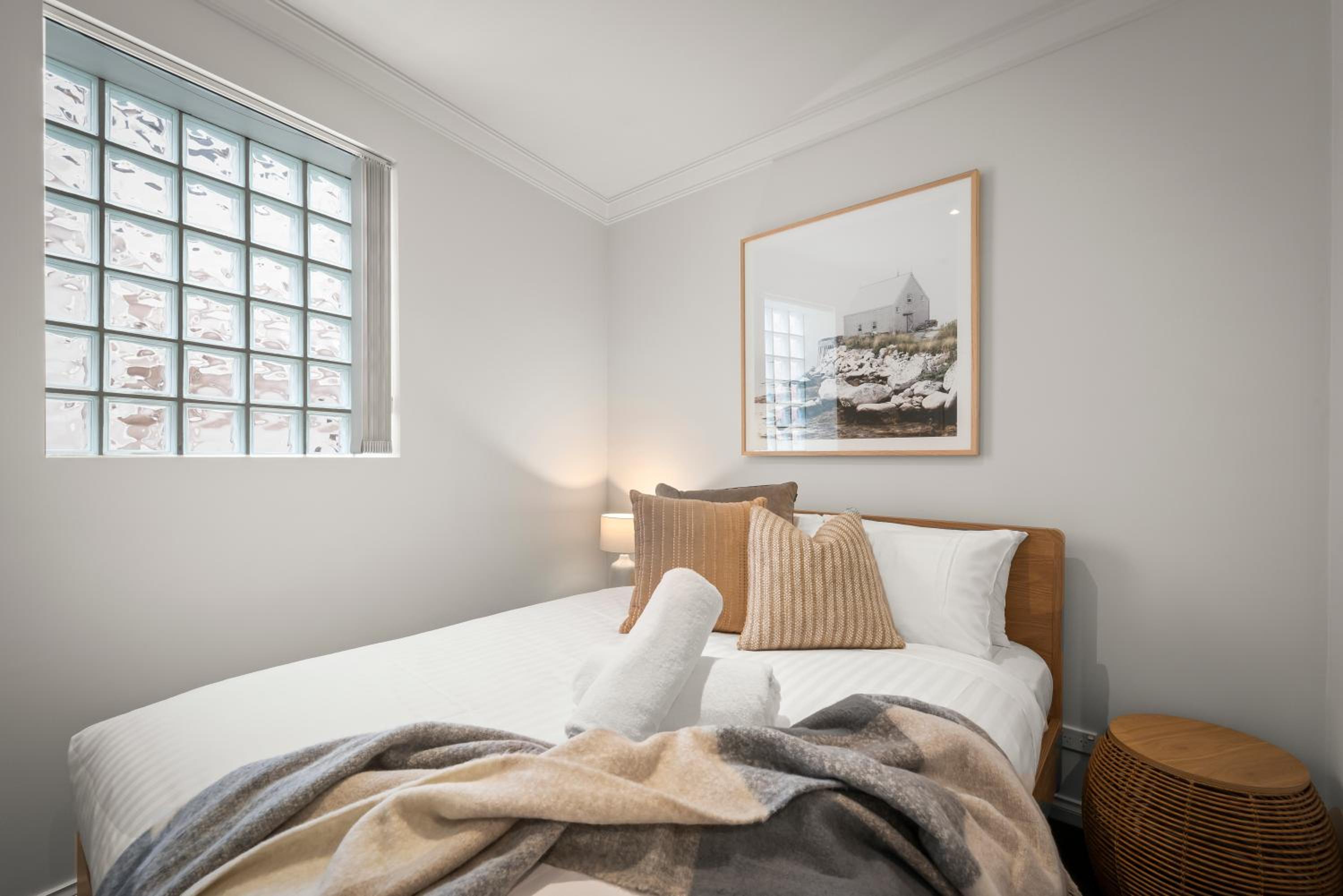 Luxury 2 Bedroom Apartment - Heart of Hobart CBD