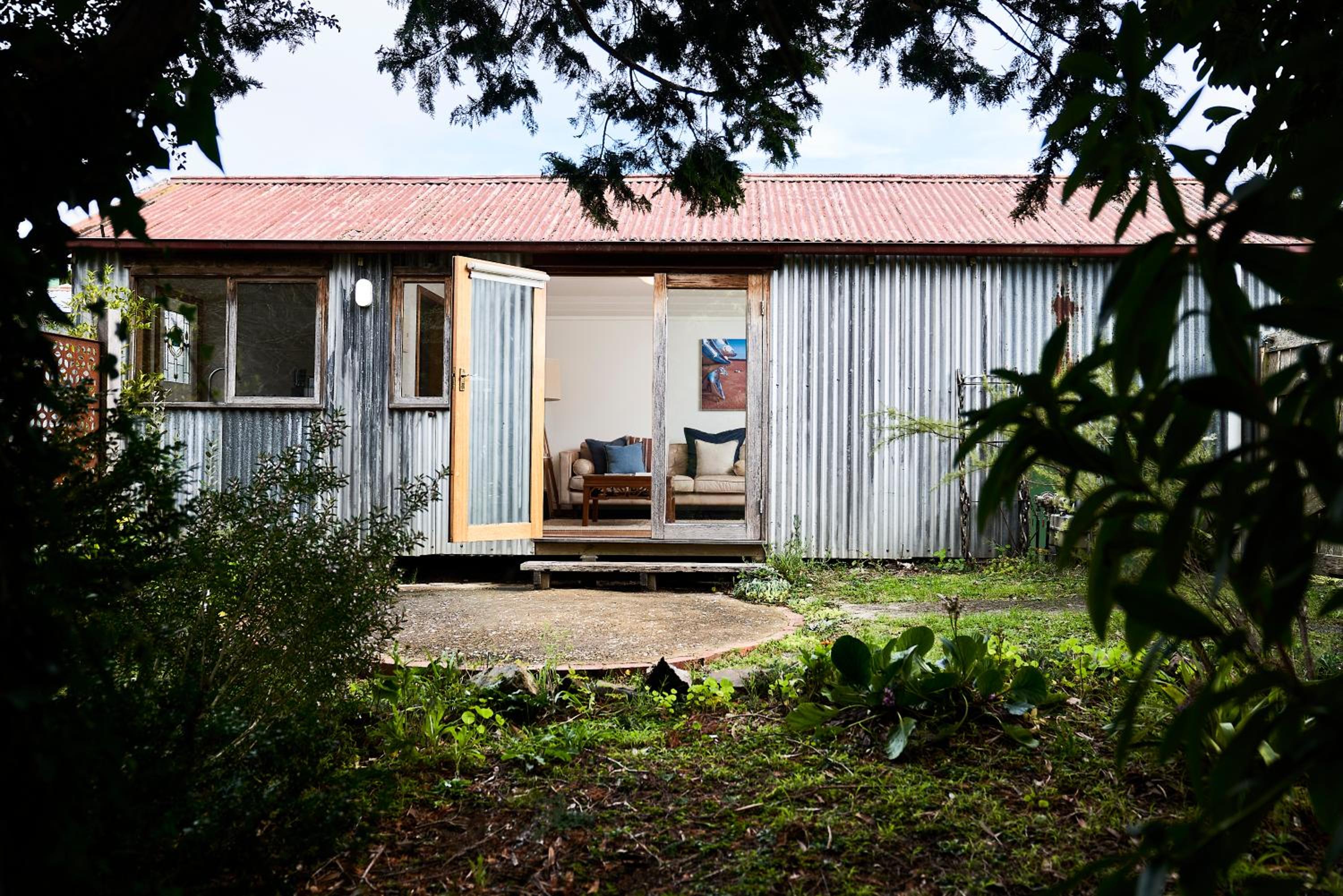 Hotel Makers Cottages - Image 1