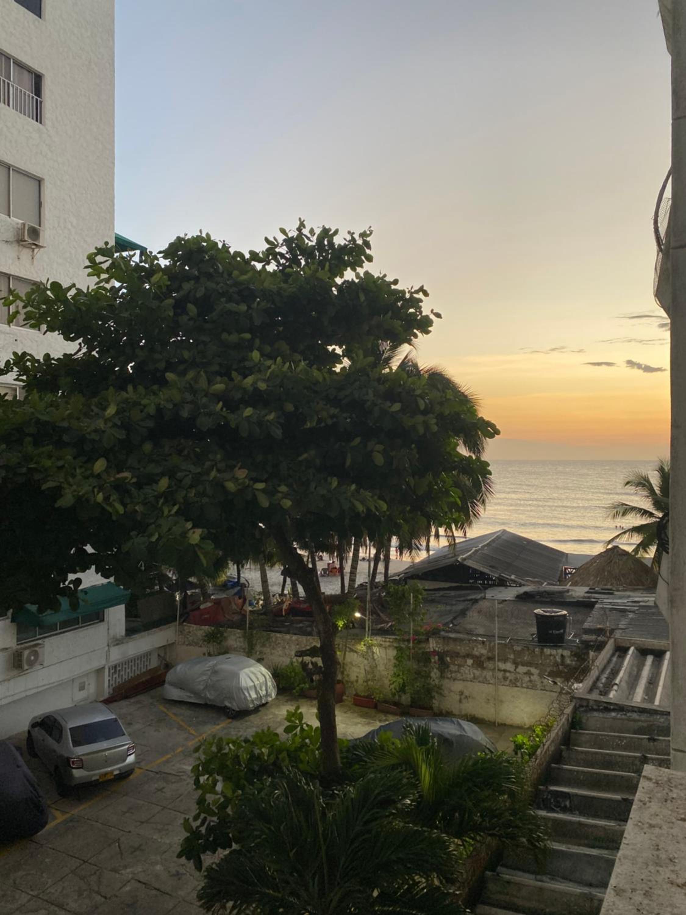 Apartamento familiar edificio sol del caribe