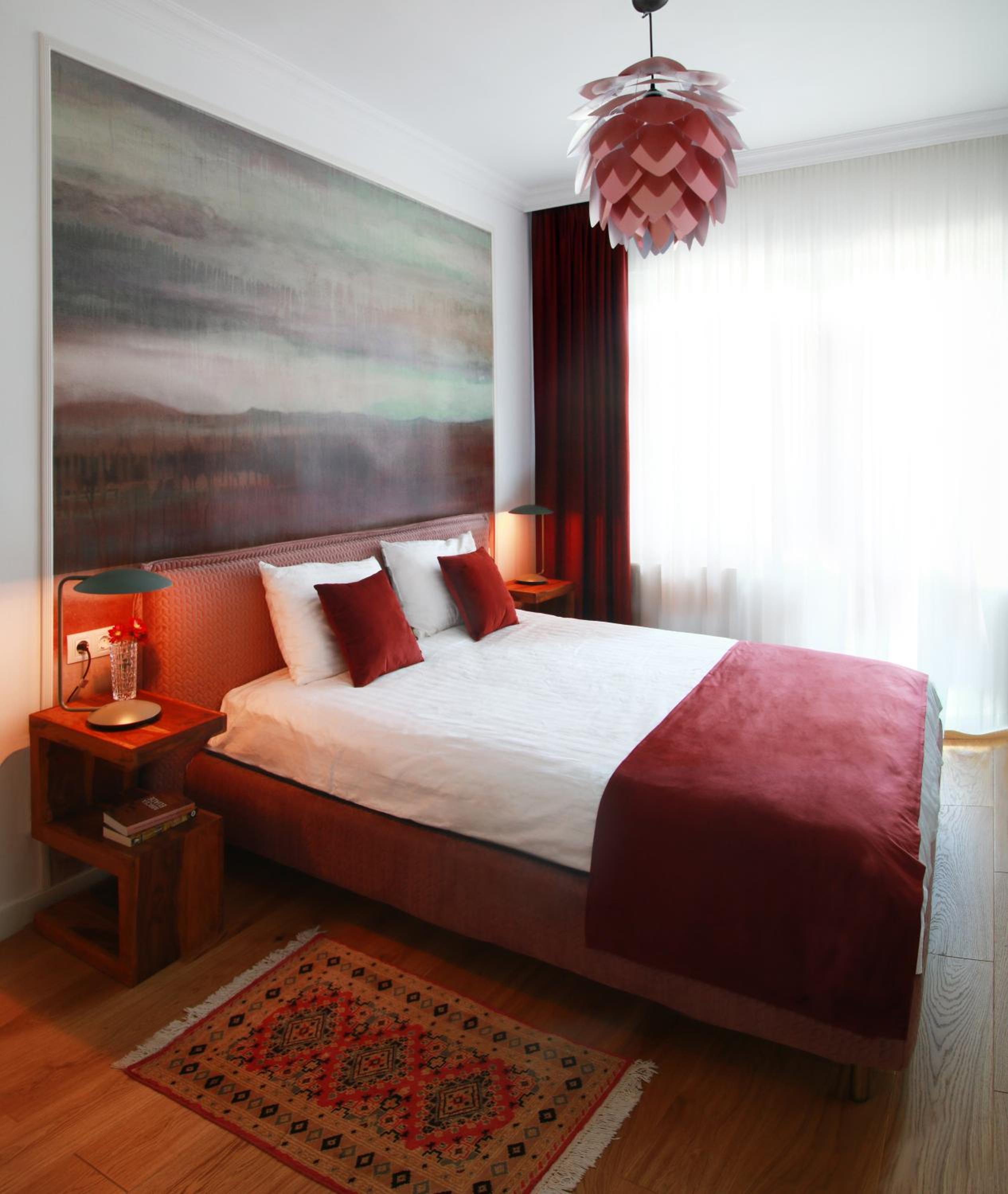 Premium Central Apartment view 4