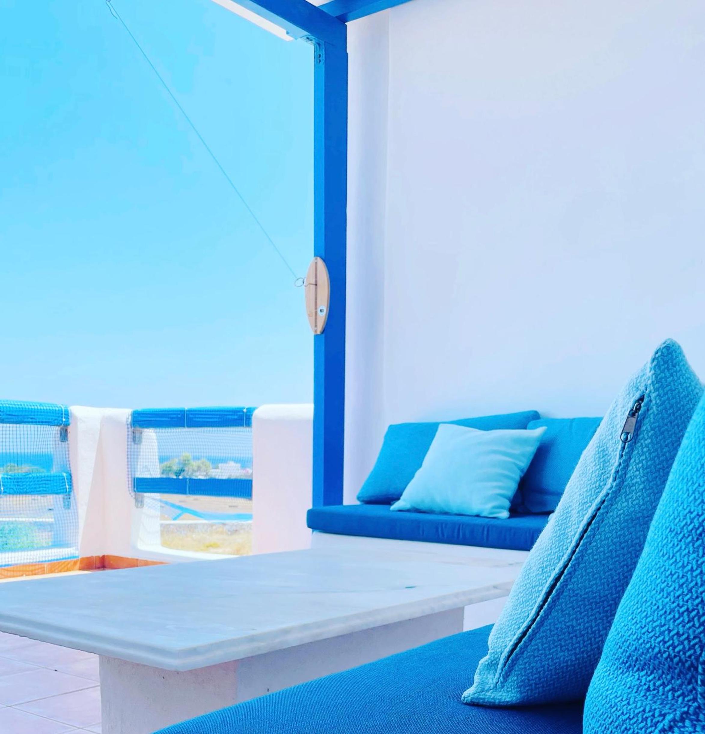 Paros Home