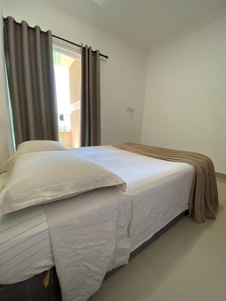 Apartamento com varanda e vista para o mar!