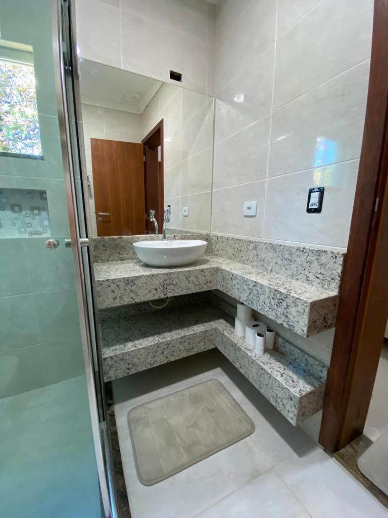 Apartamento com varanda e vista para o mar!