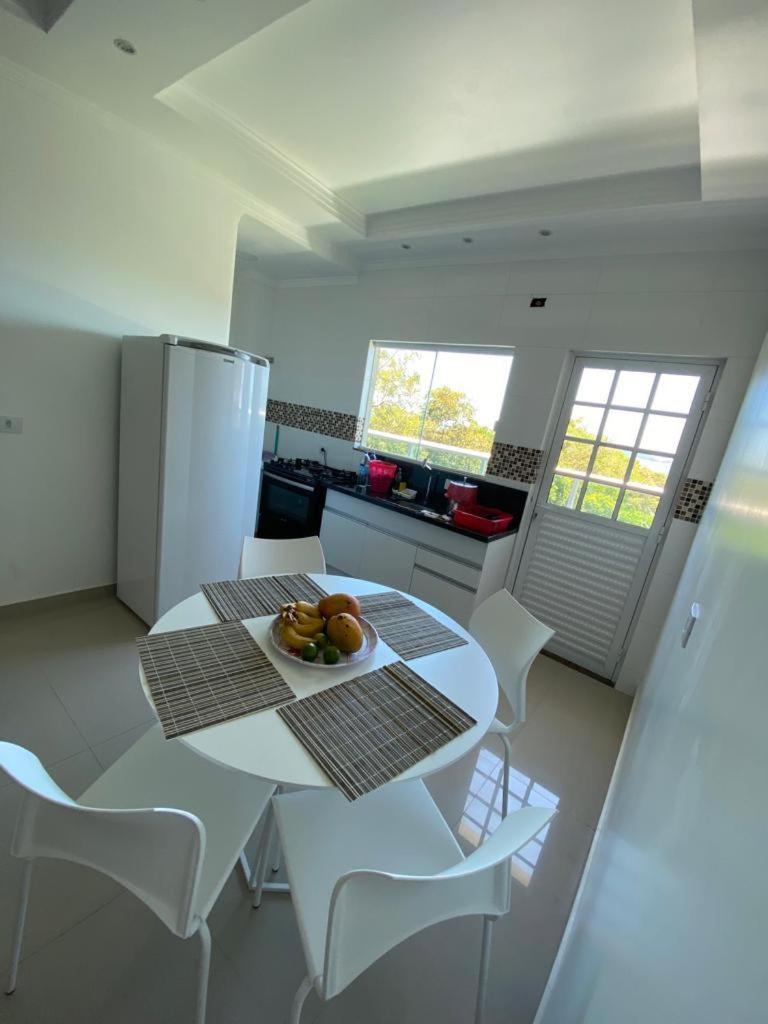 Apartamento com varanda e vista para o mar!
