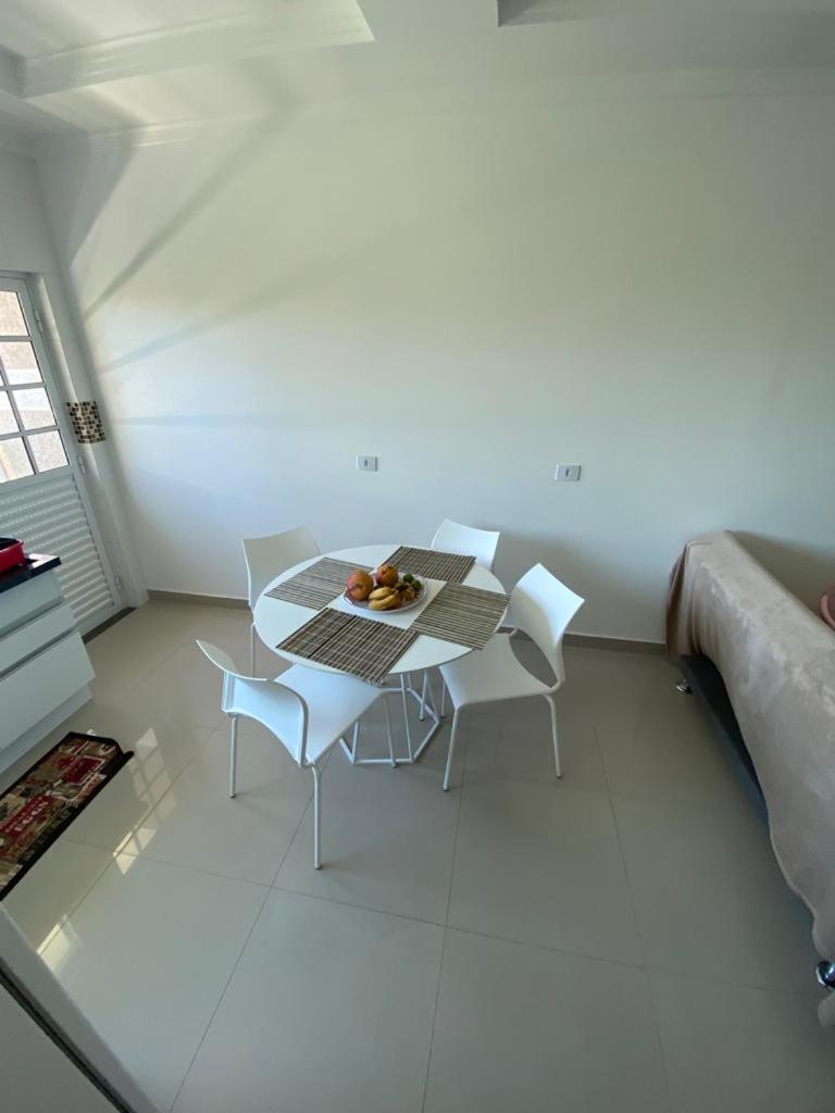 Apartamento com varanda e vista para o mar!