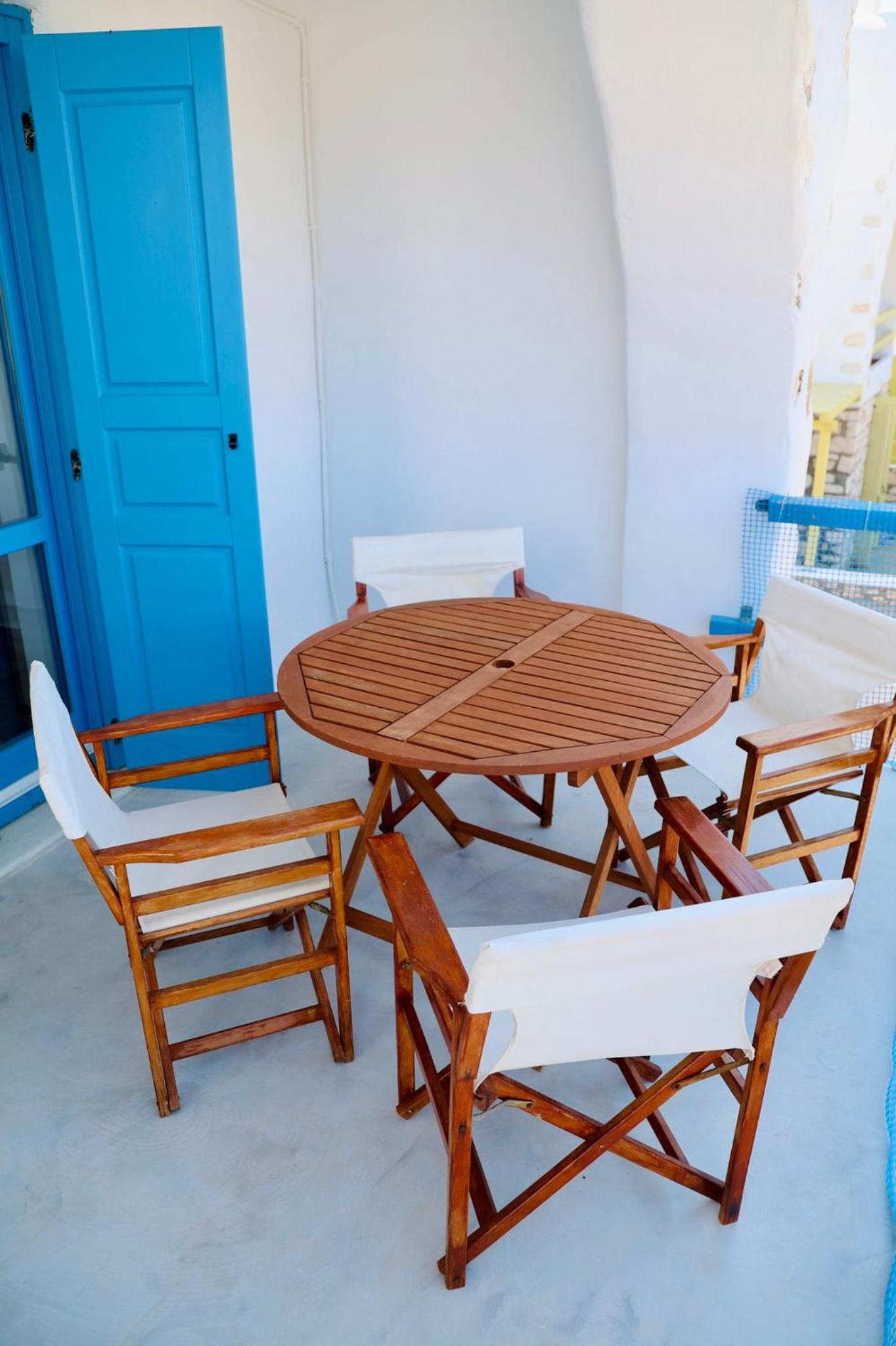 Paros Home