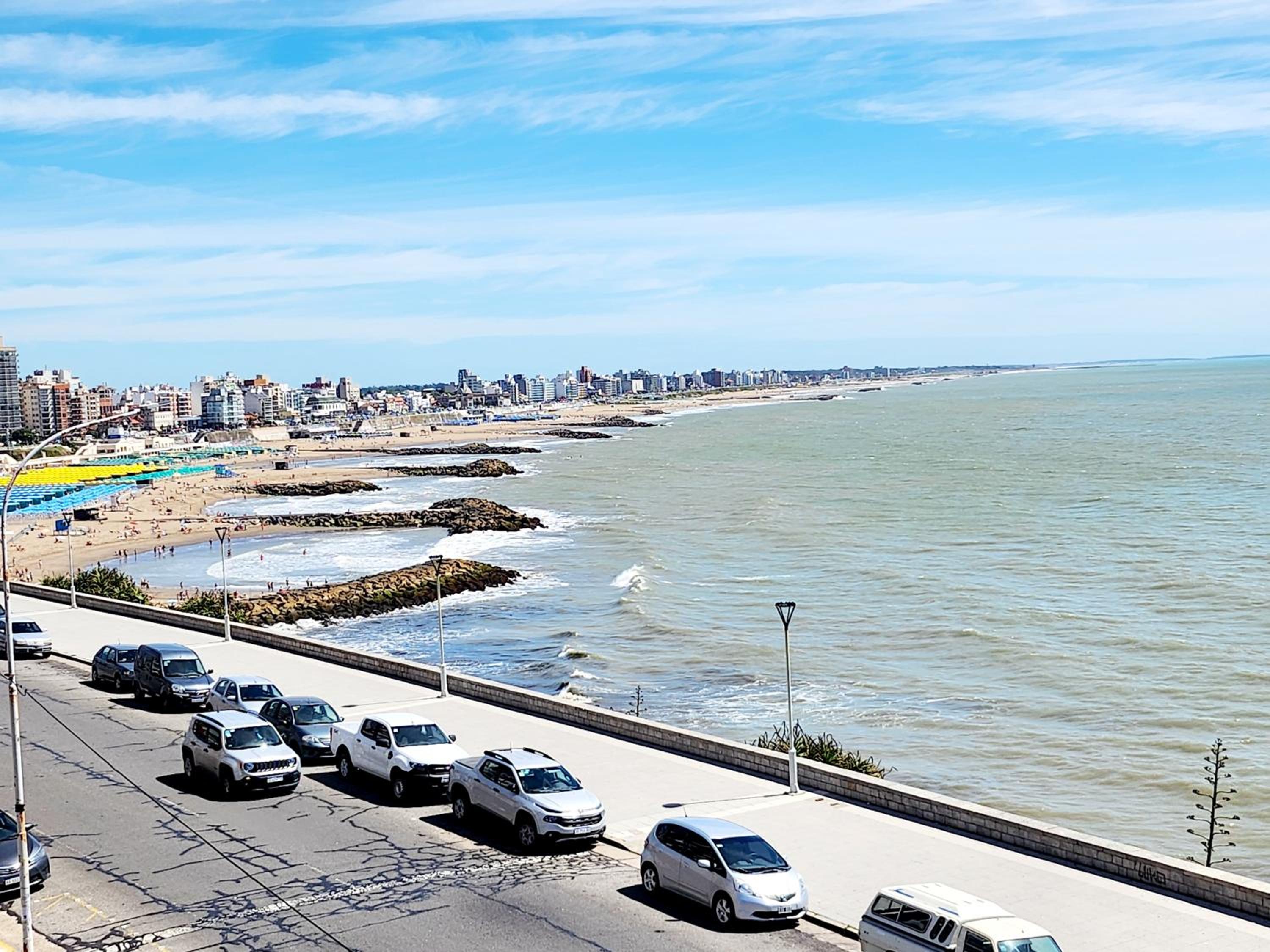 Departamento frente al mar La Perla con cochera