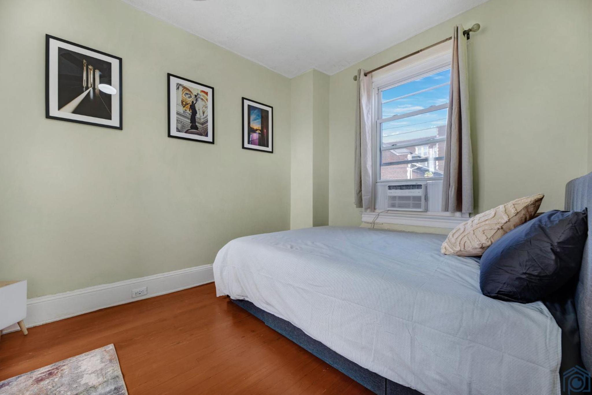 Historic Petworth Homestay — Washington photo 4