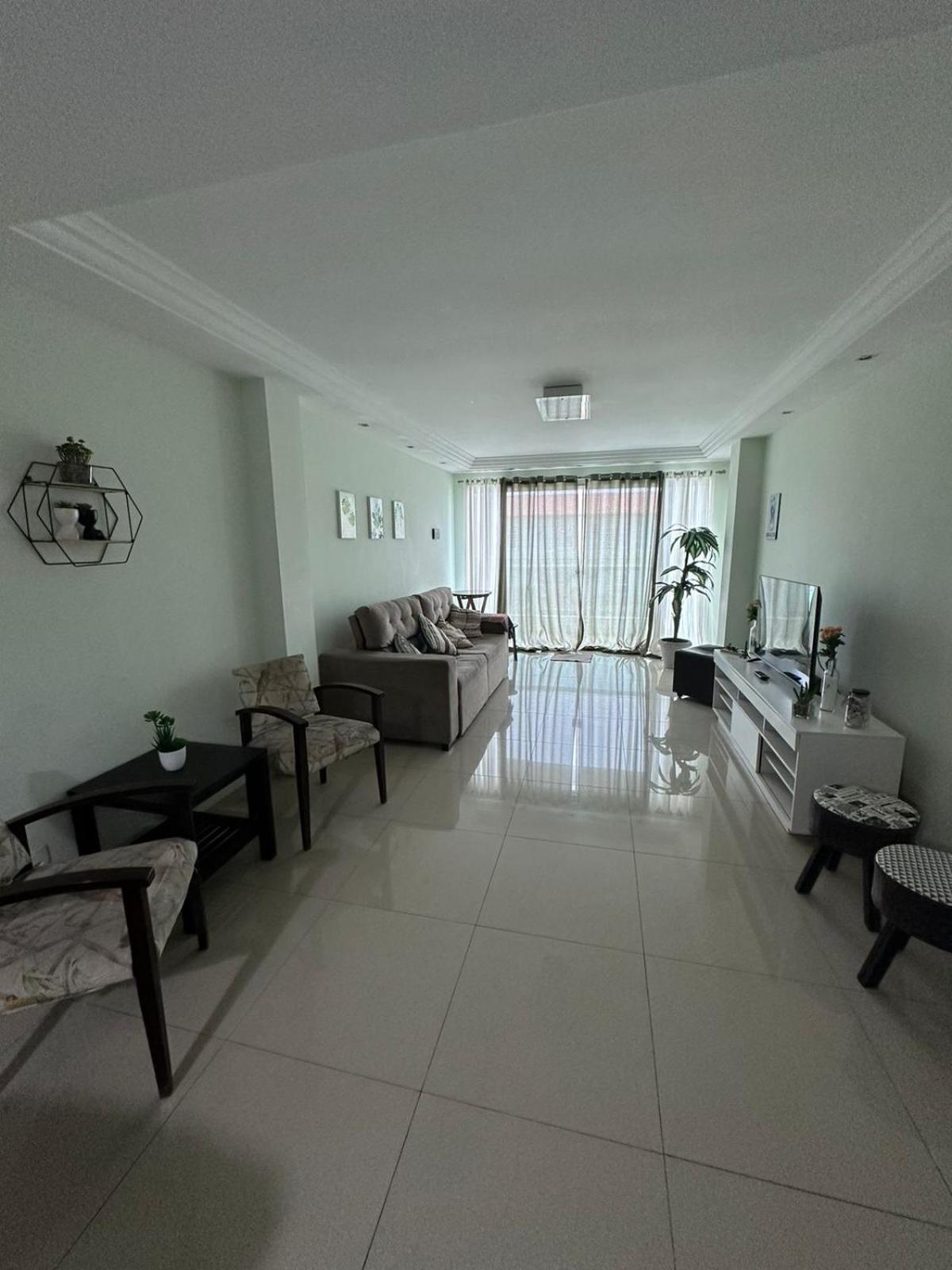 Apartamento frente ao mar