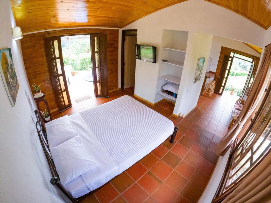 Acogedora casa con jacuzzi en Fusagasugá