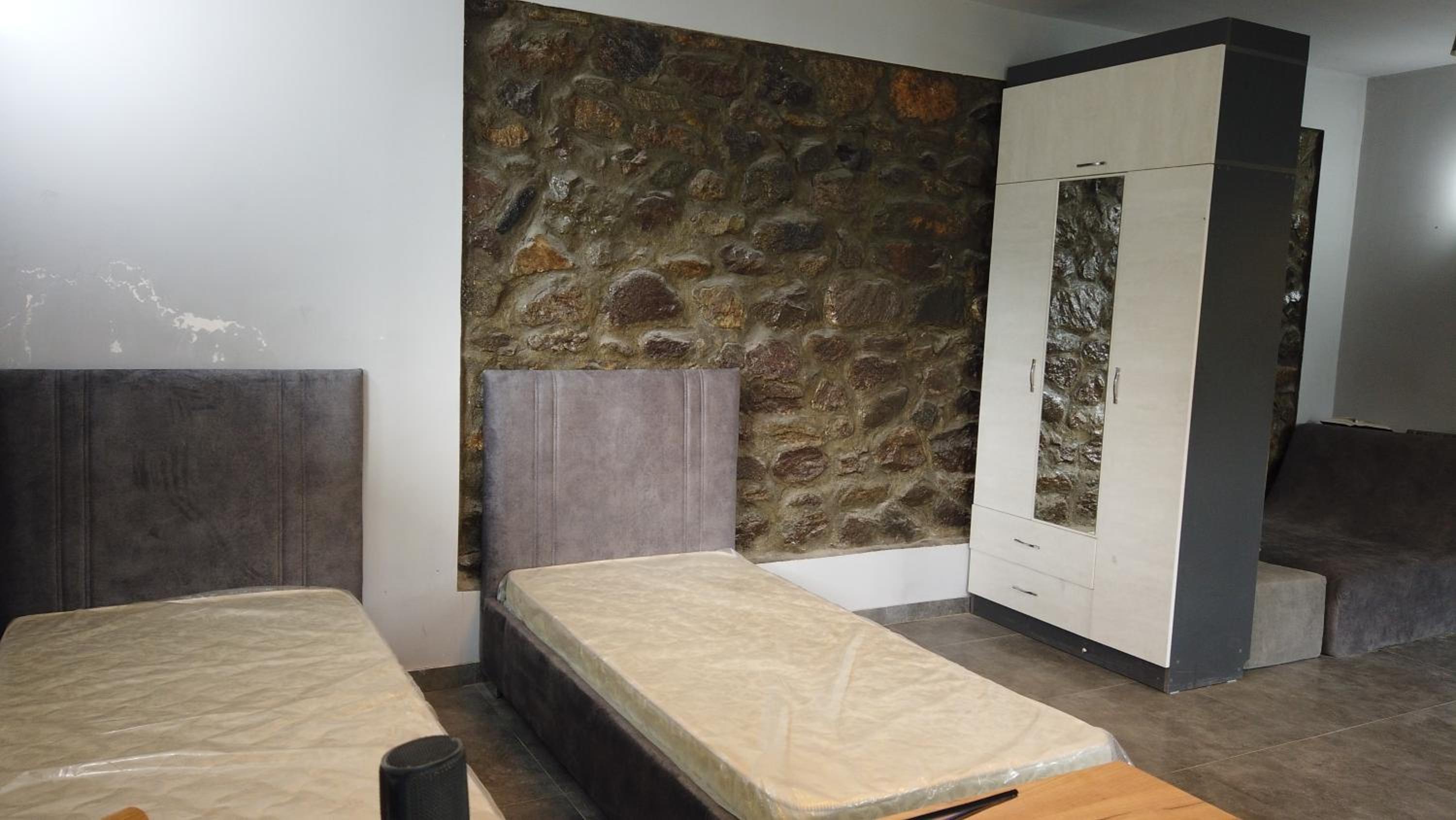 Large, Pet-Friendly Home in Kalavan