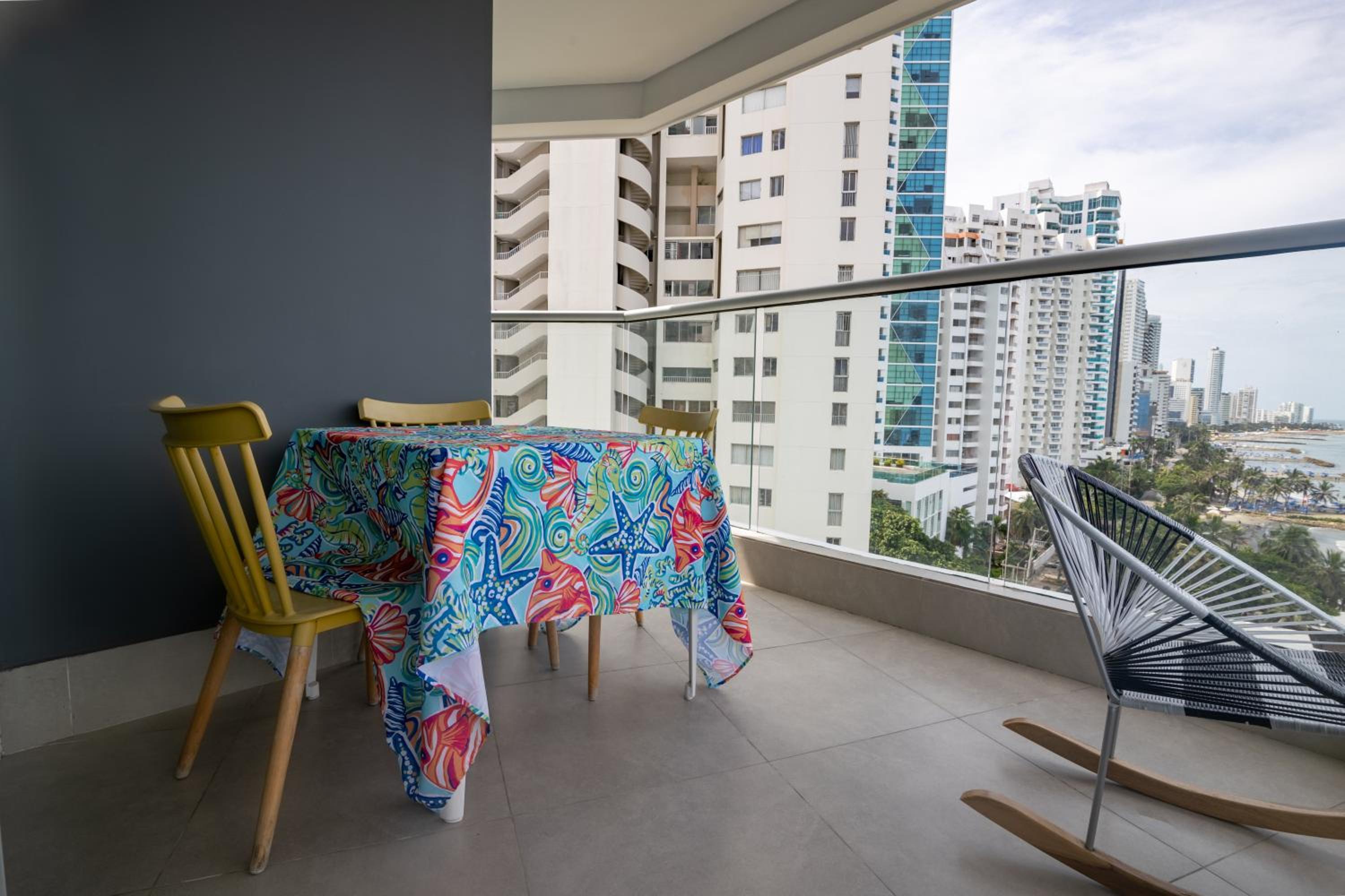 COMFORTABLE DEPARTAMENT IN FRONT THE SEA