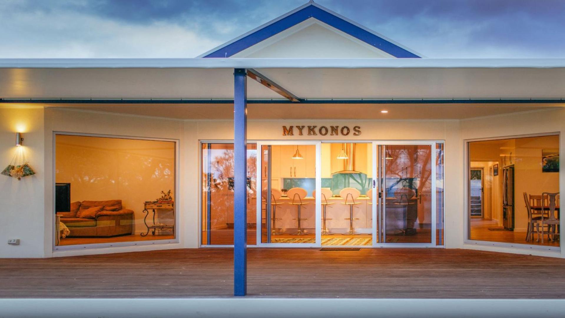 Mykonos - Outstanding Waterfront Property With Pontoon and Fabulous Bay Views