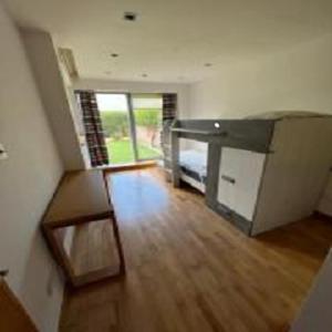 2 BED, 2 Bath Garden Mews Ocean Village view 5