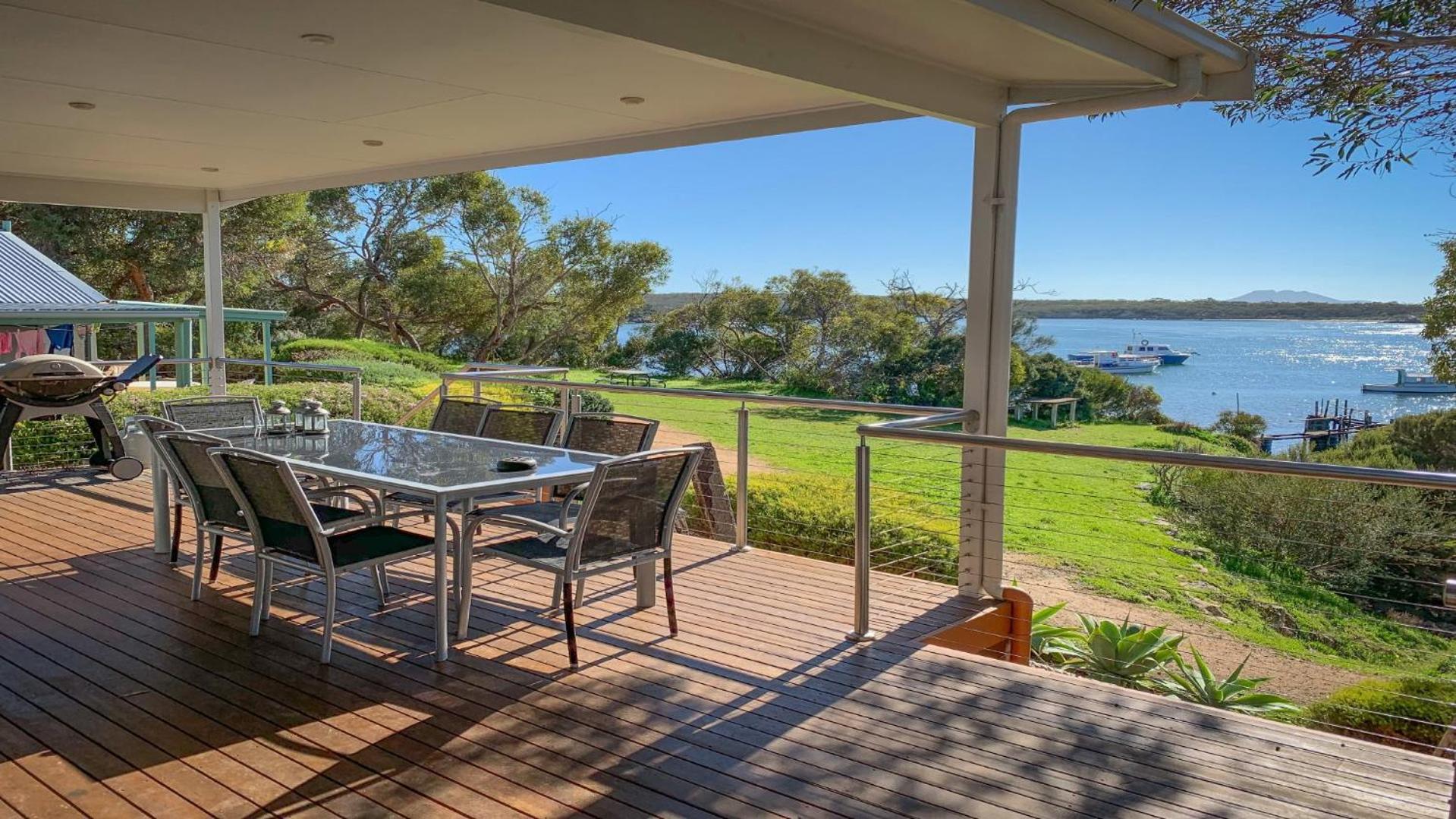 Angasi Is One Of Coffin Bay's Premium Properties - With Free Wifi