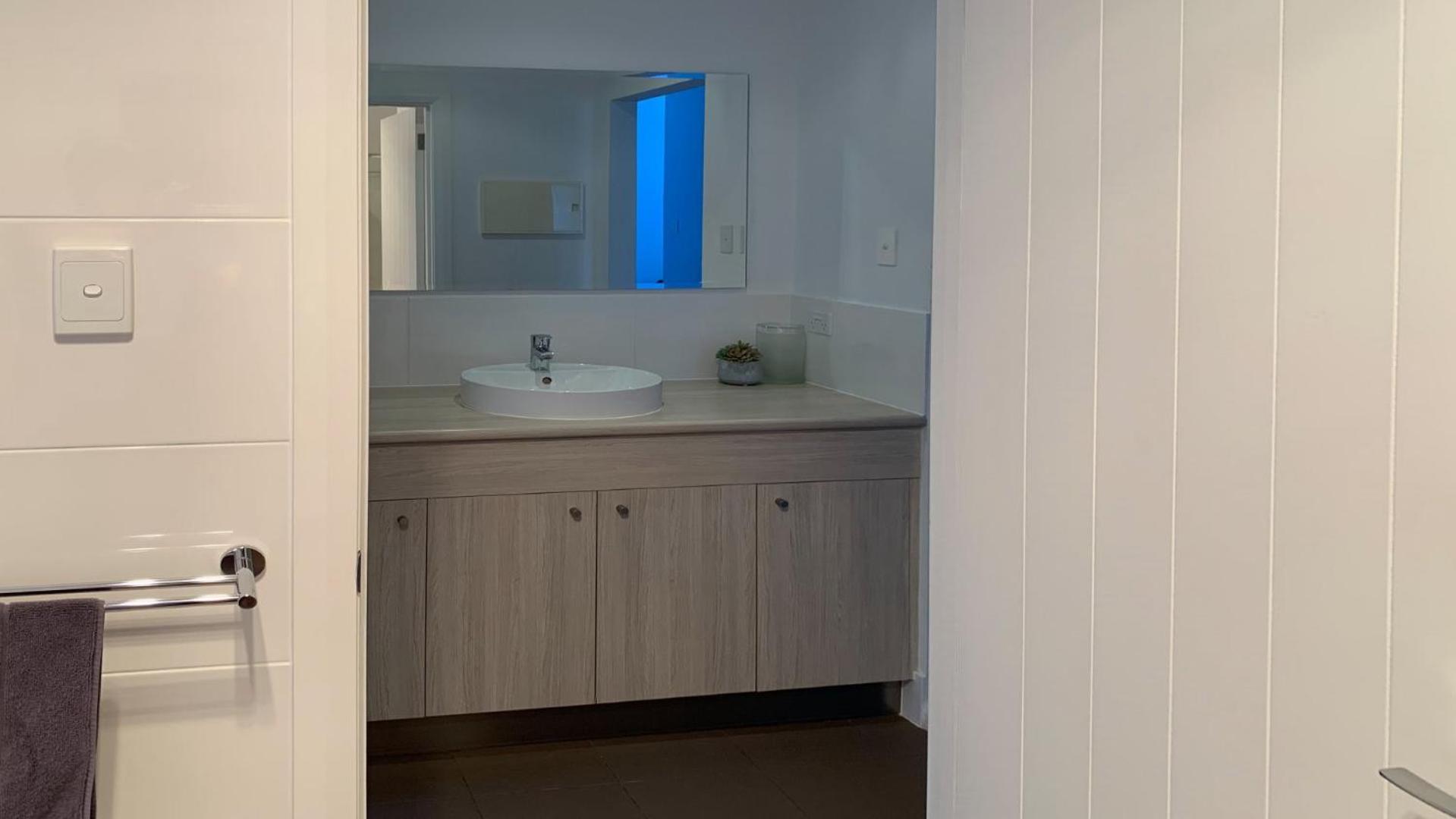 Angasi Is One Of Coffin Bay's Premium Properties - With Free Wifi