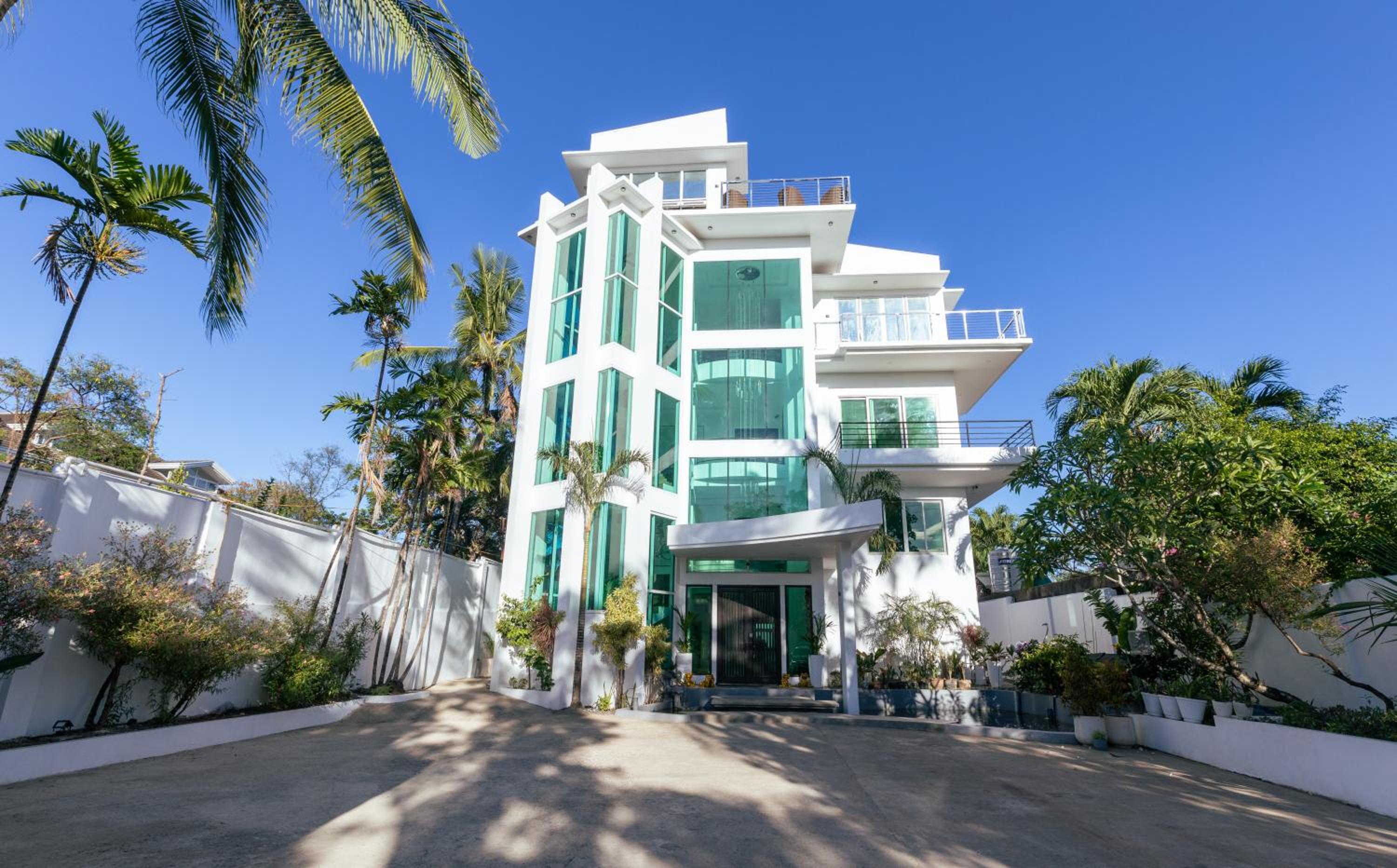 Andersson Beach House Cebu view 5
