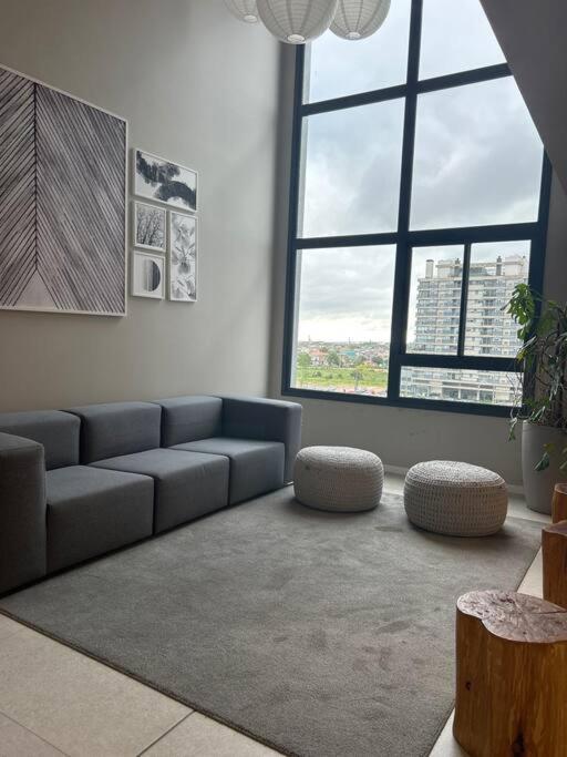 Loft Flow Parque Una com garagem!