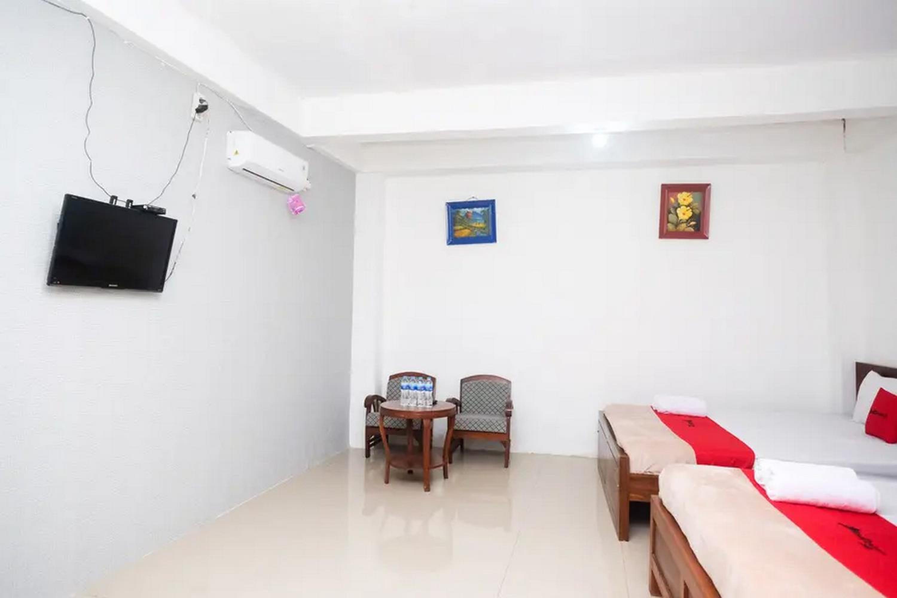 RedDoorz Syariah near Titik Nol Yogyakarta, 욕야카르타 - 9