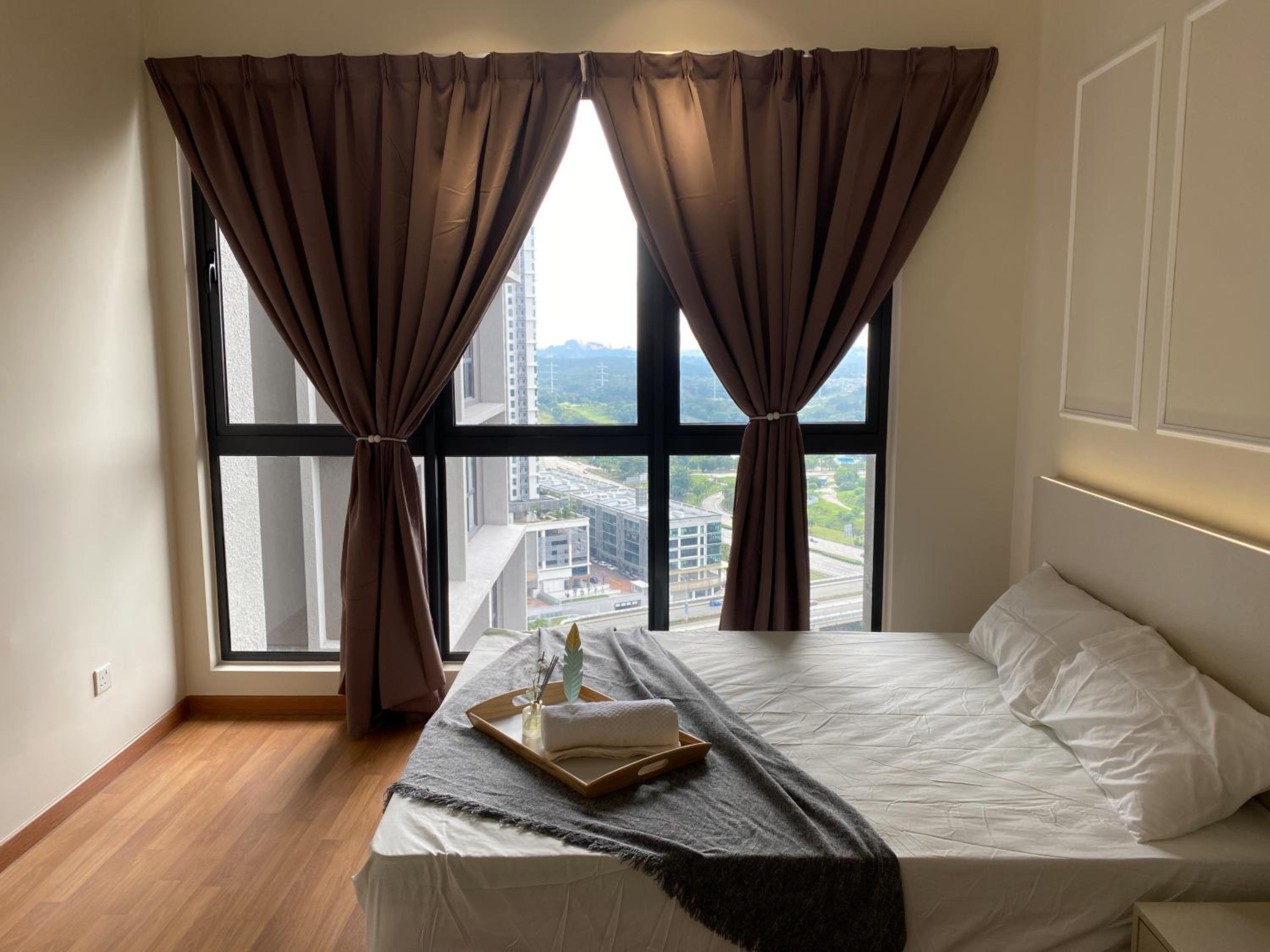 Friends and Families 3 Bedrooms at IOI Resort City photo 2