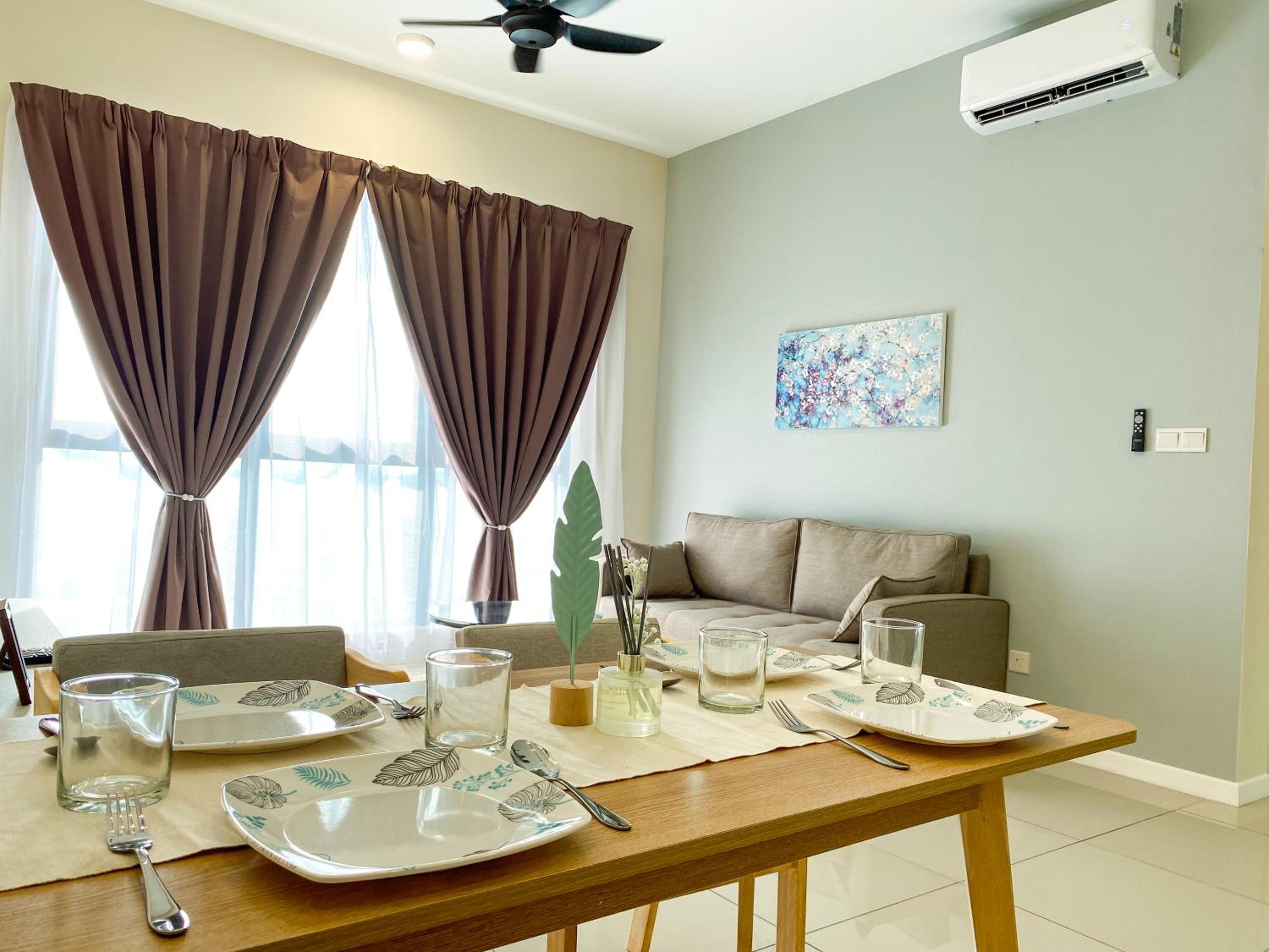 Friends and Families 3 Bedrooms at IOI Resort City photo 3