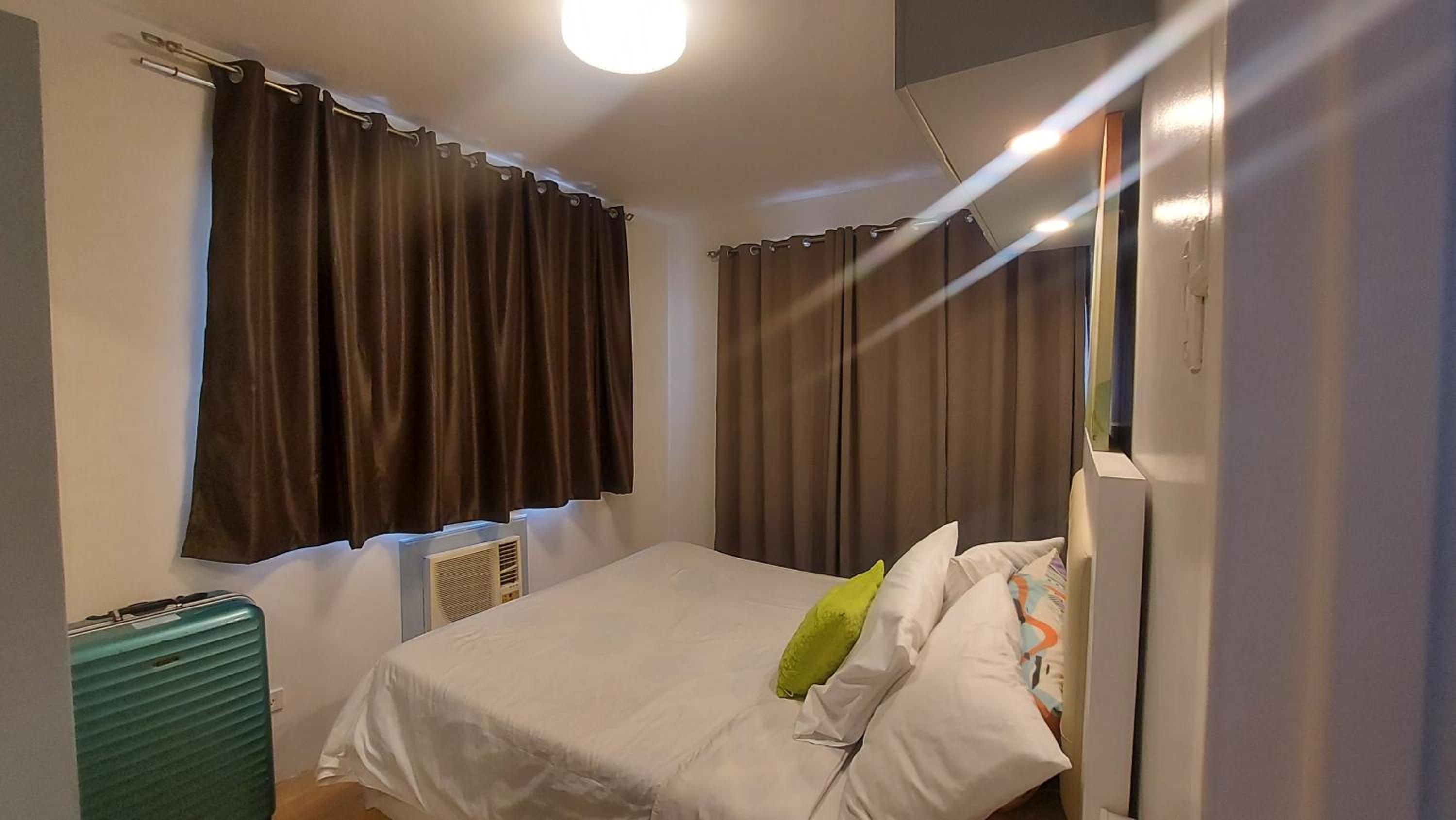cozy 2 Bedrooms one oasis fullyfurnished back SM Mall Ecoland