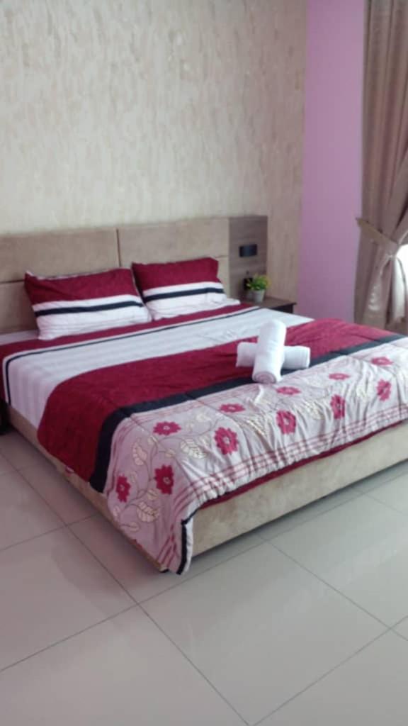 IOI Residences Kempas utama