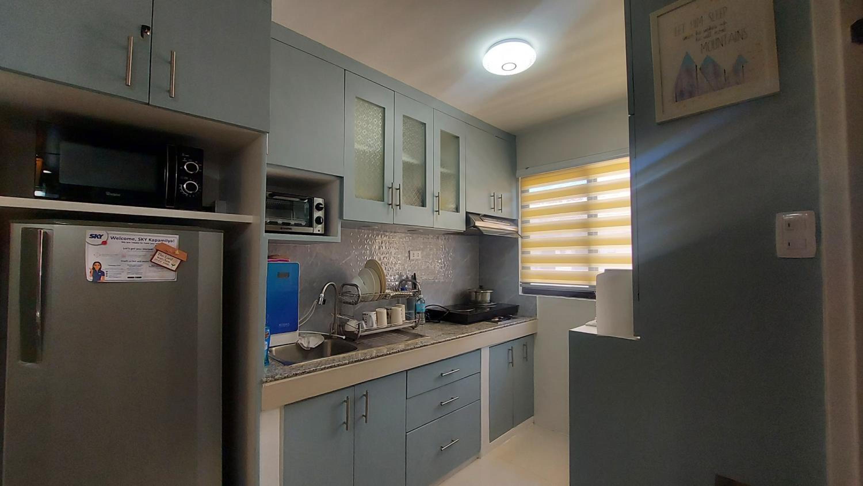 cozy 2 Bedrooms one oasis fullyfurnished back SM Mall Ecoland