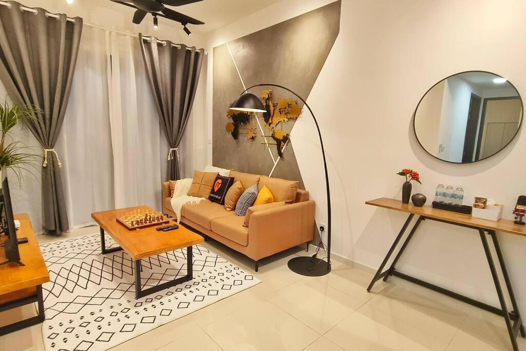 Sunway Velocity Two by manatidur