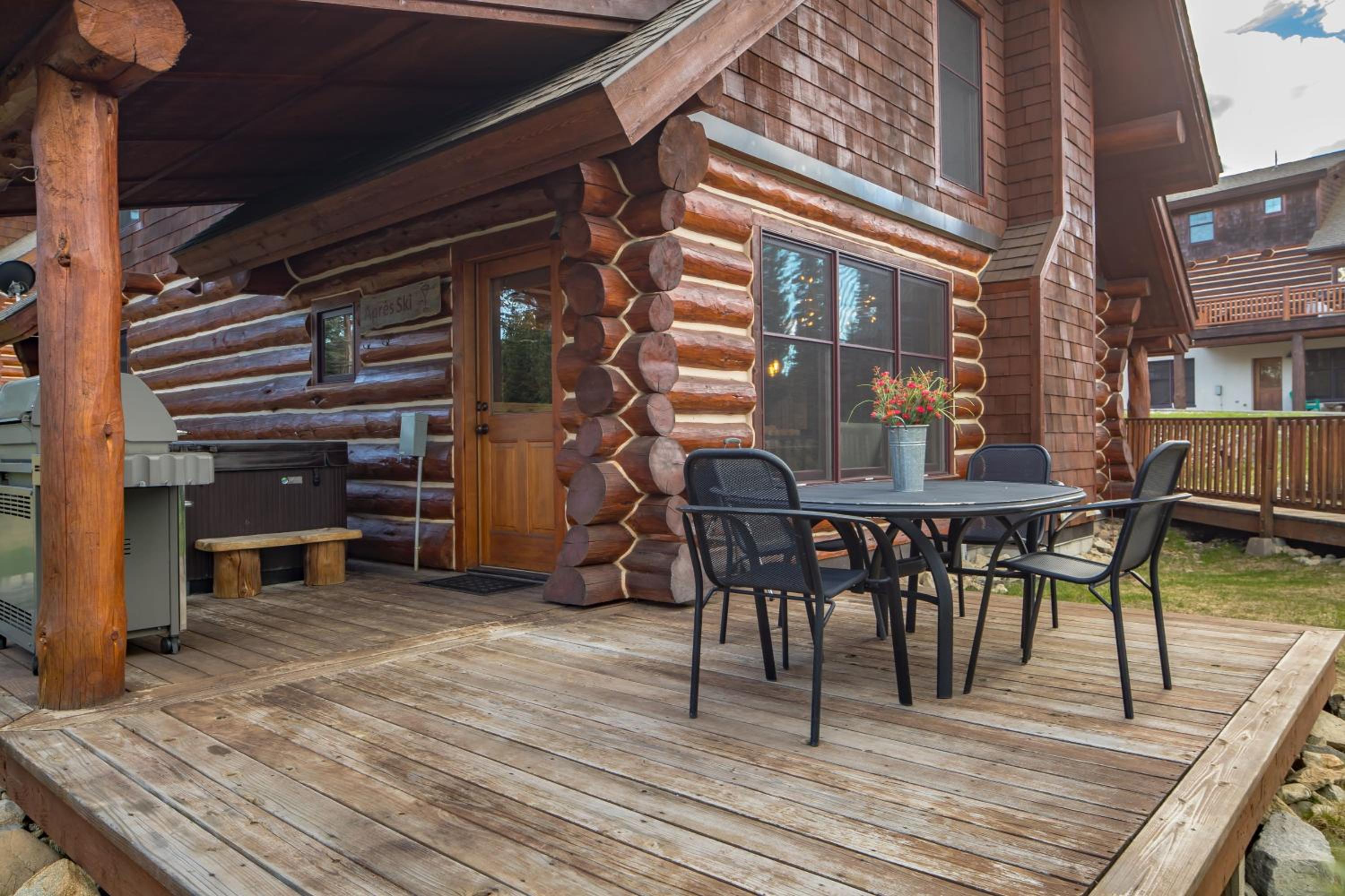Powder Ridge Cabin Red Cloud 10 view 3