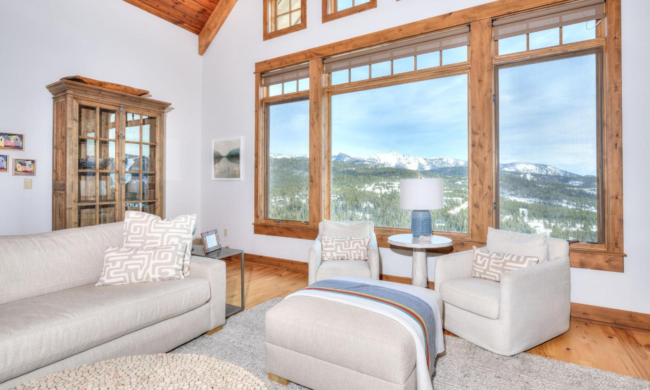Cowboy Heaven Luxury Suite 6C view 3