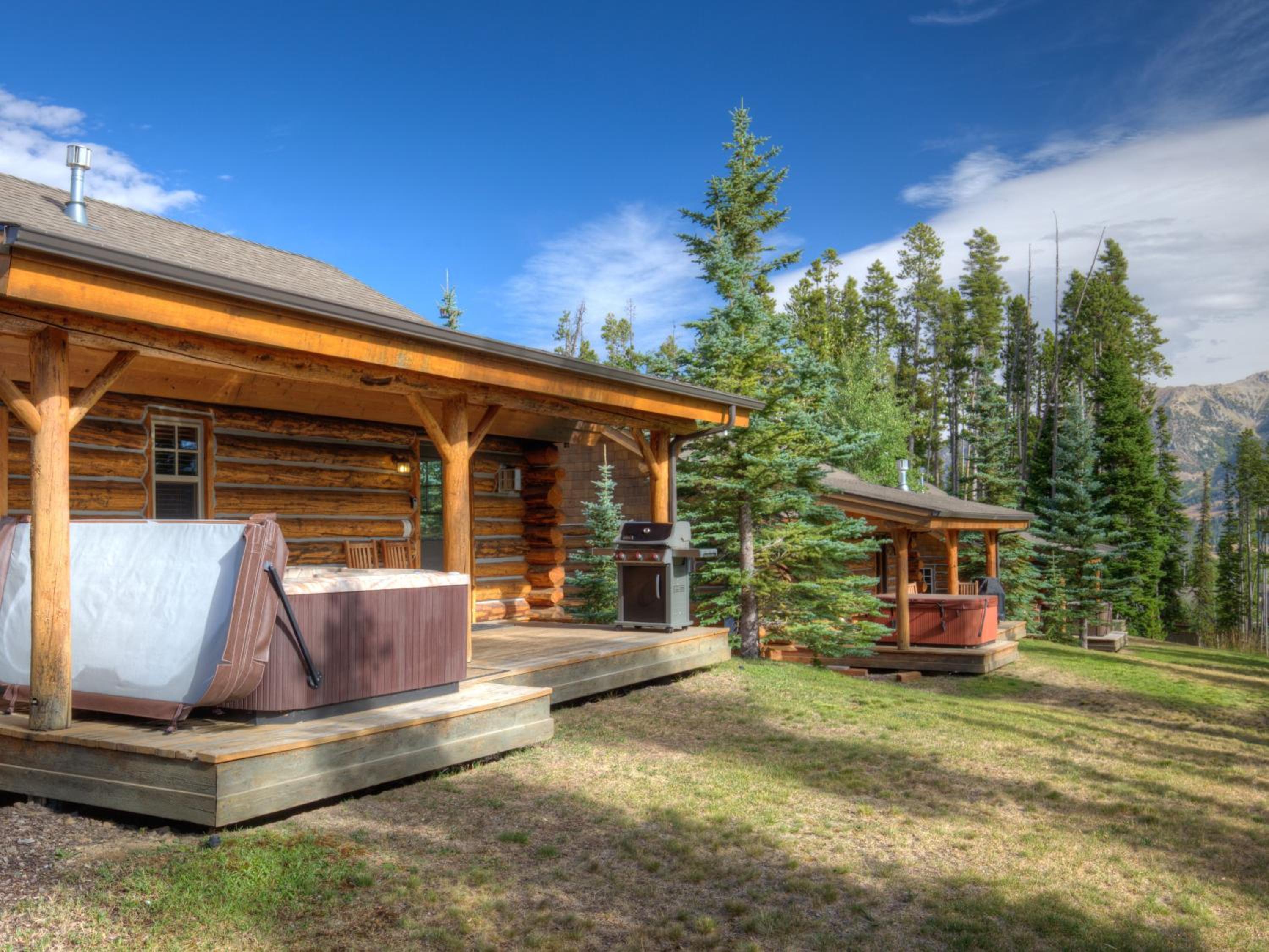 Cowboy Heaven Cabin 7 Rustic Ridge view 5