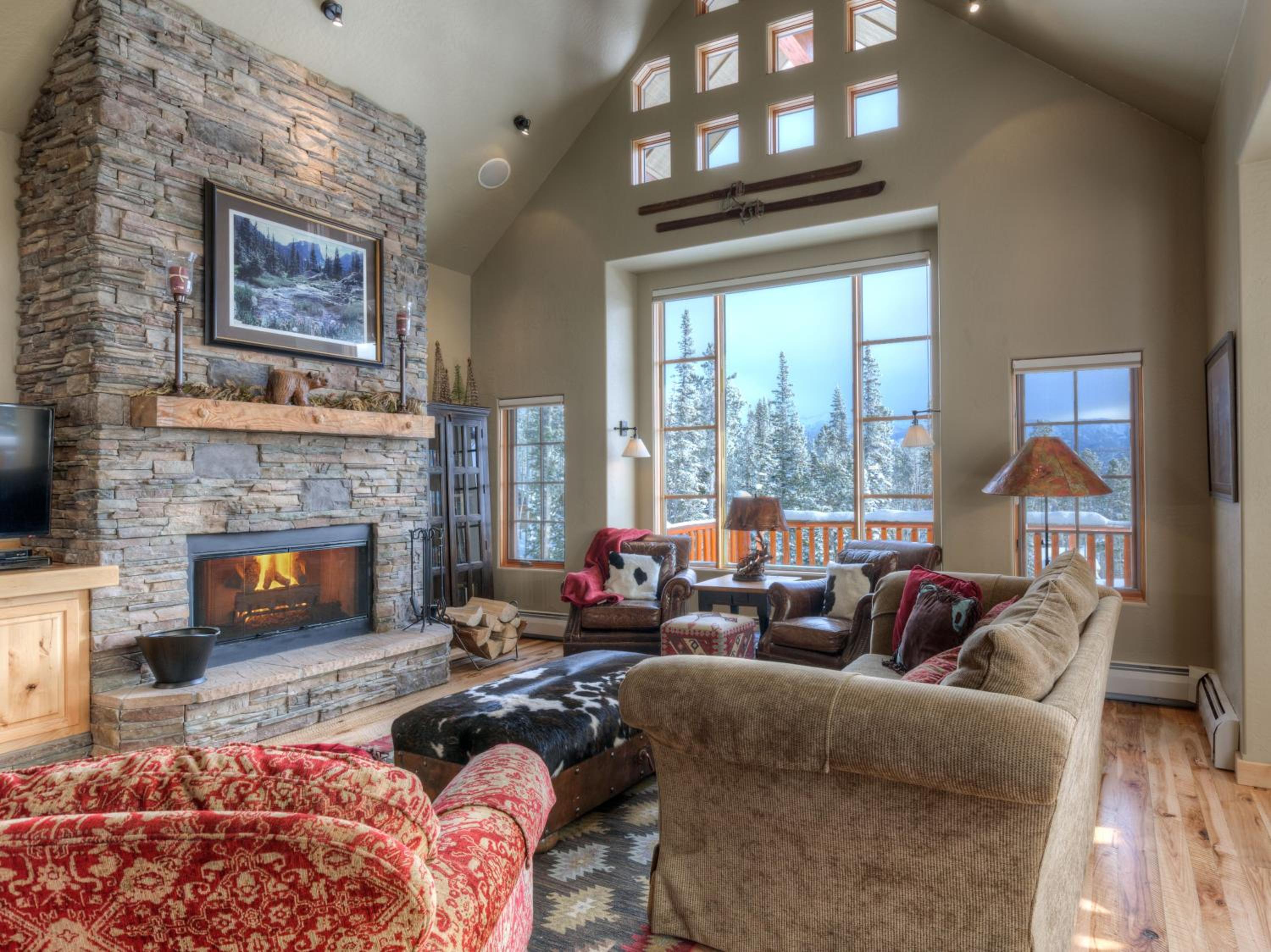 Moonlight Mountain Home 7 Shadow Ridge view 4